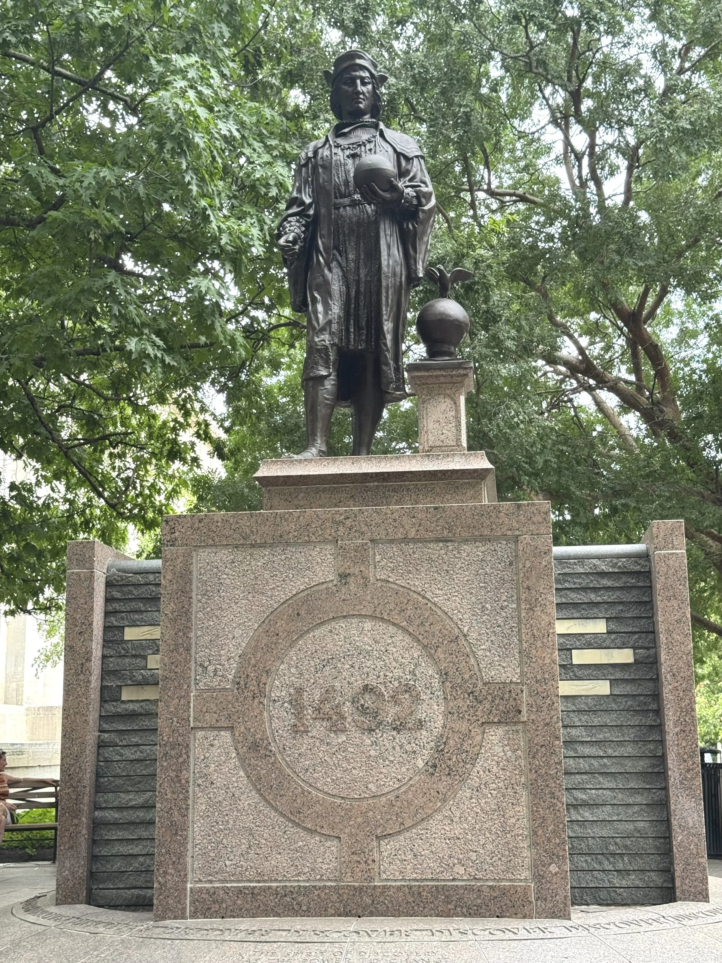 Columbus statue.jpeg