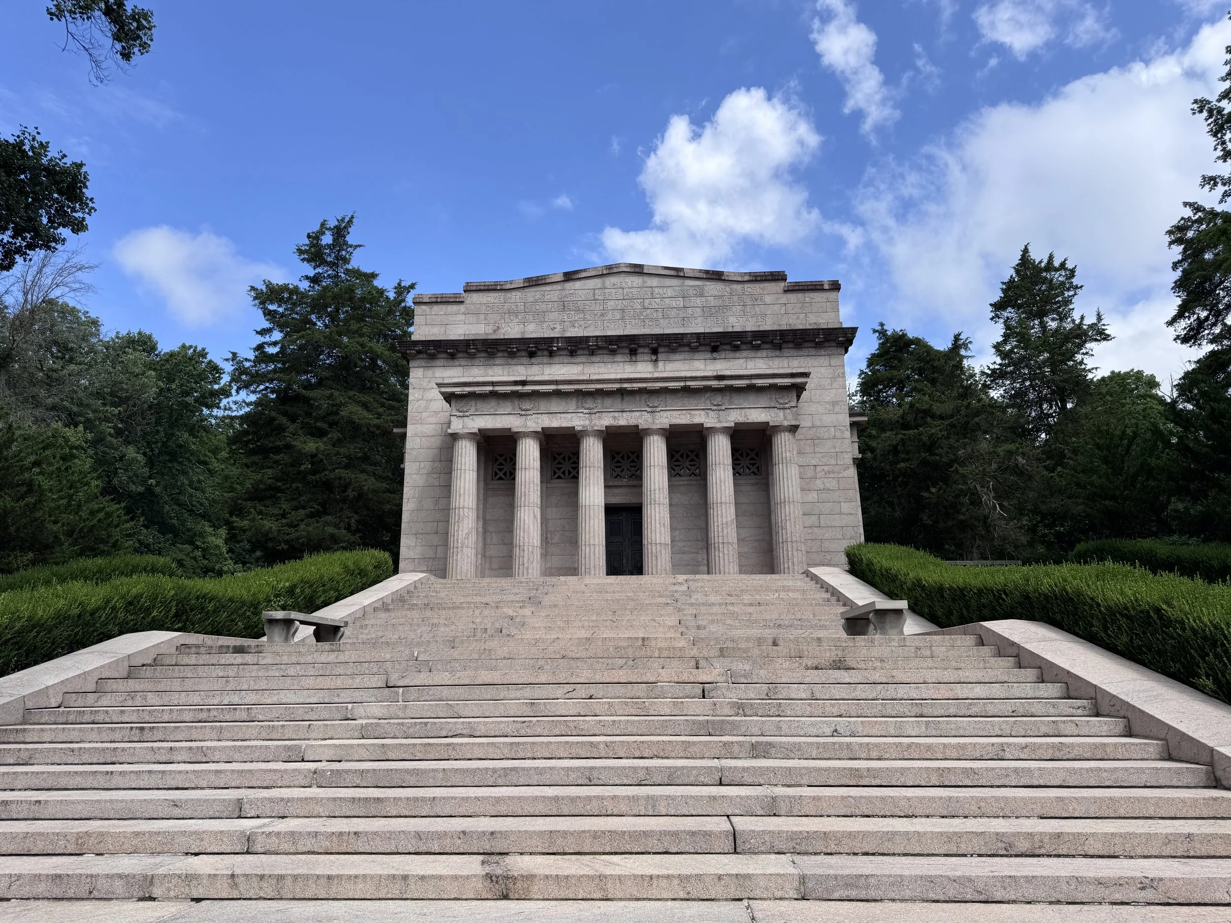 Monument 3.jpeg