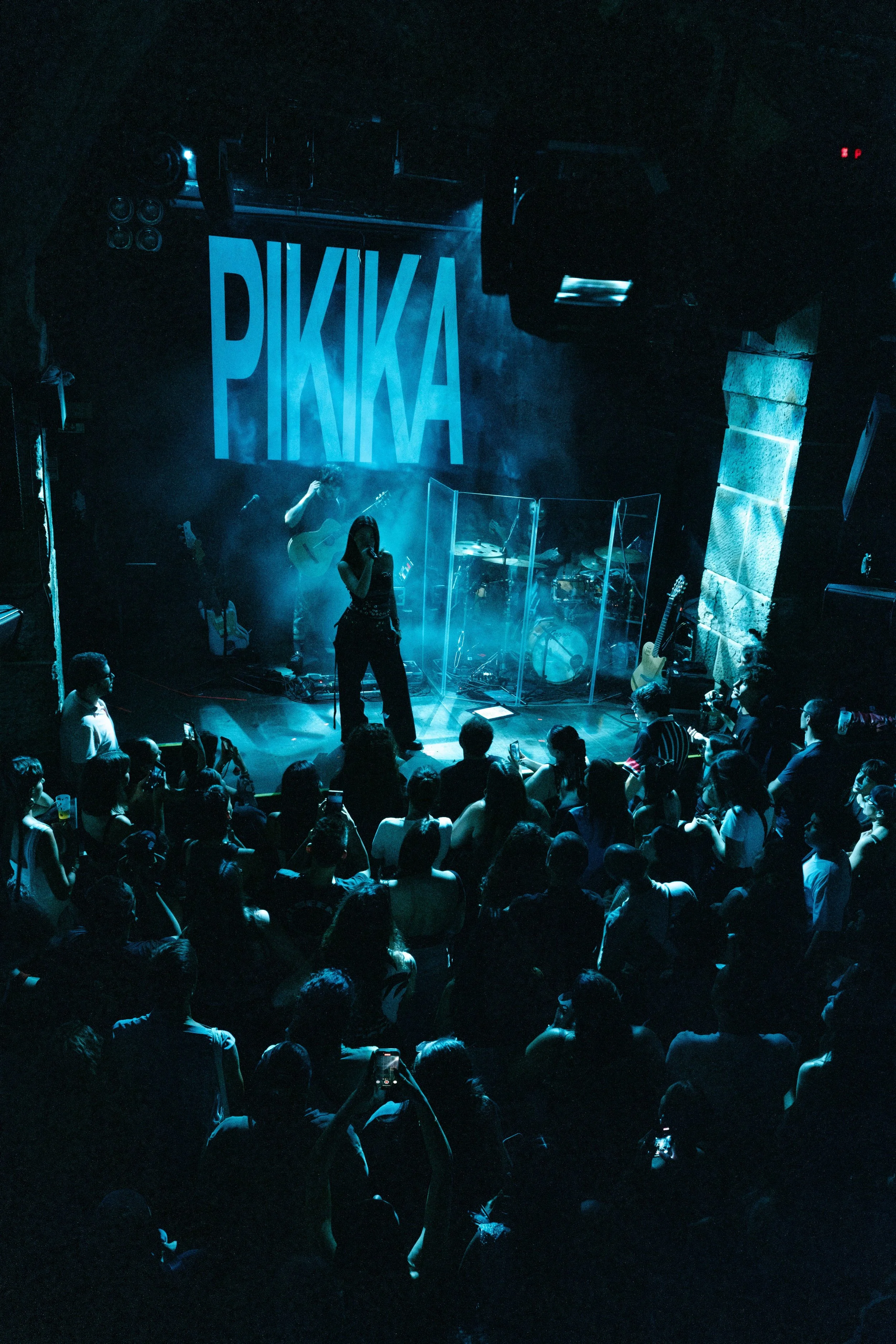 PIKIKA189.jpg