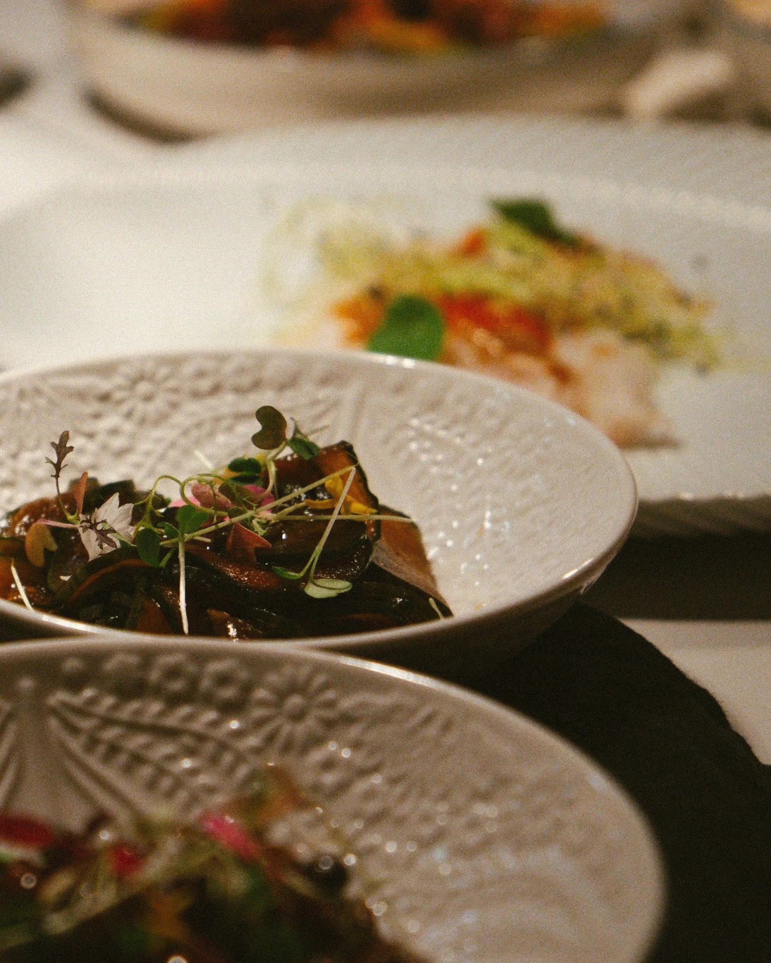 Maitsed k&uuml;psevad. Taldrikud liiguvad. Uksed on avatud.

Broneeri laud - &uuml;lej&auml;&auml;nu eest hoolitseme meie.
www.papertiger.ee

#papertiger #papertigerresto #visittartu #asianfood #asianrestaurant