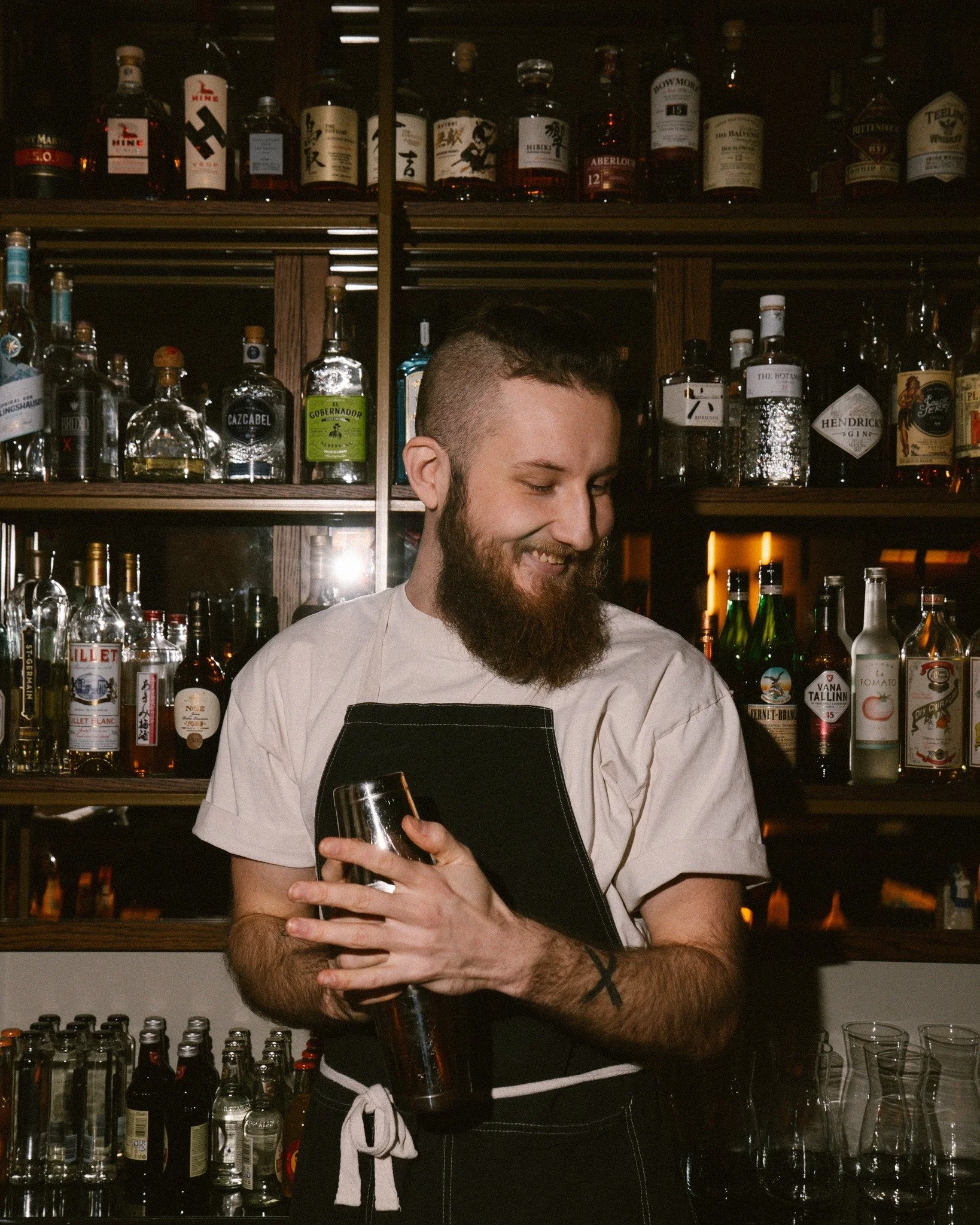 Keldrisse mitte, aga selle hurmuri juurde k&uuml;ll.
Sel n&auml;dalavahetusel on speakeasy suletud - kokteilid ootavad sind restorani baaris. 

#papertiger #papertigerresto #visittartu #asianfood #asianrestaurant