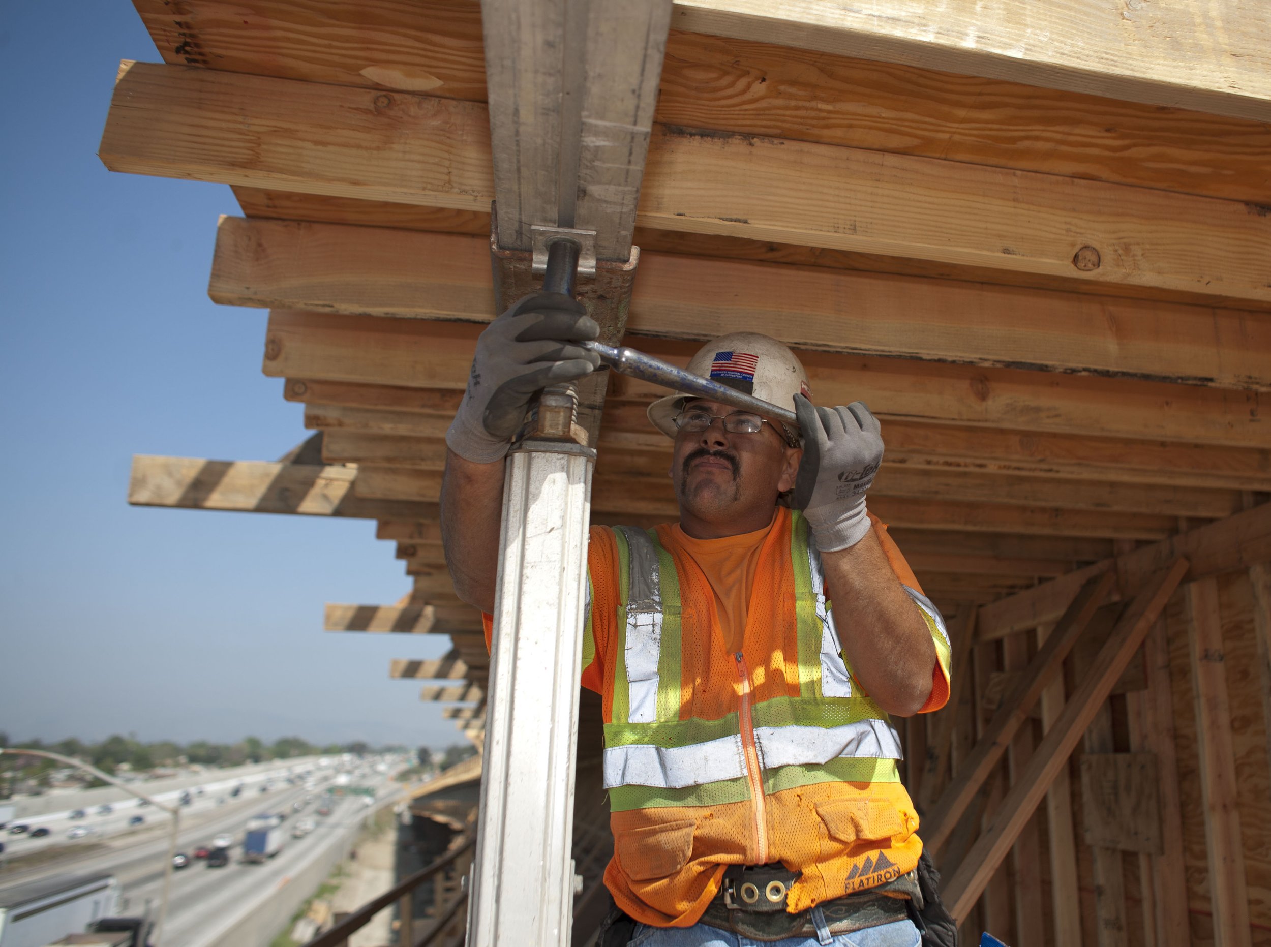 1104_08 SO CAL CARPENTERS188.jpg