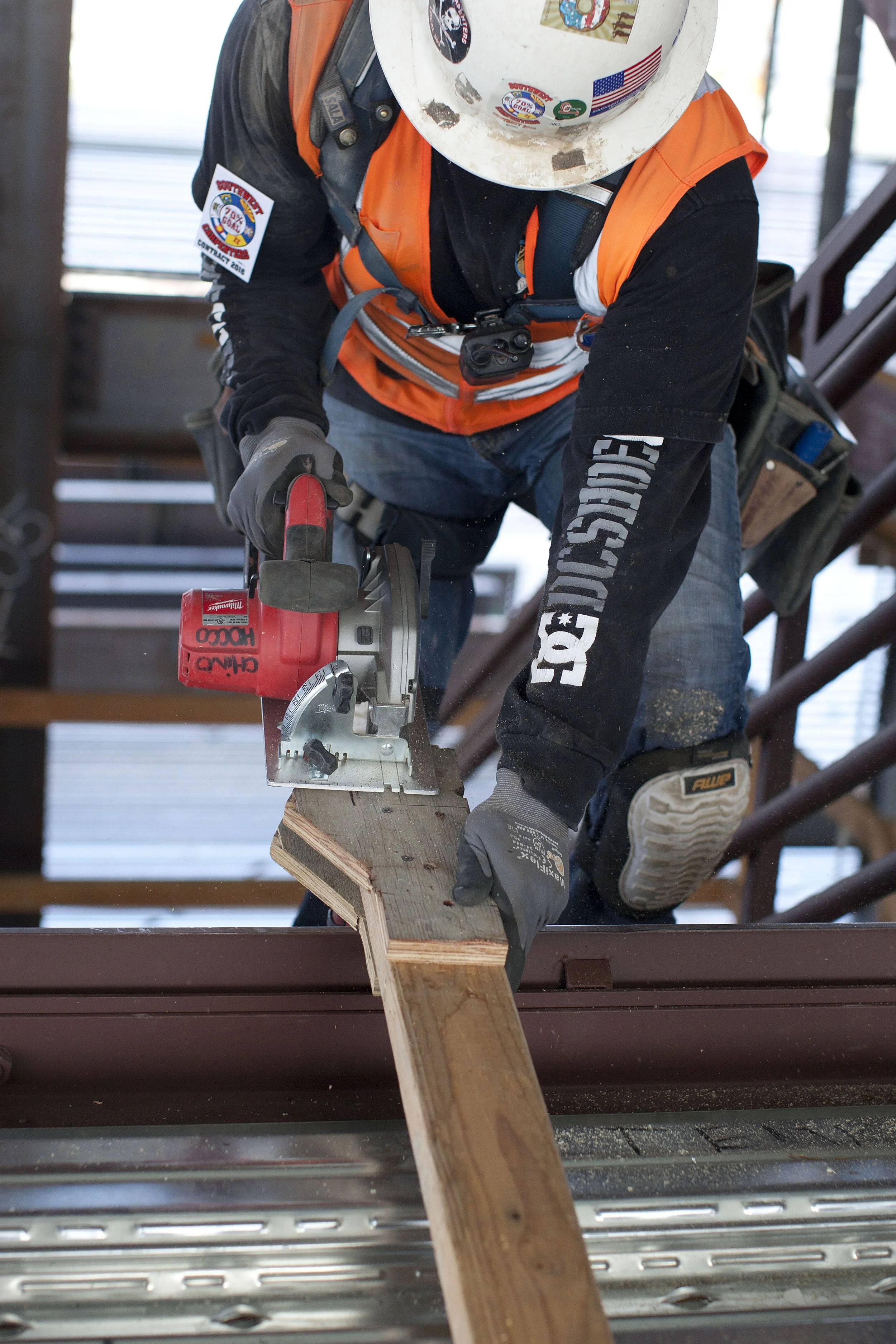 1606_35 CARPENTERS1257.jpg