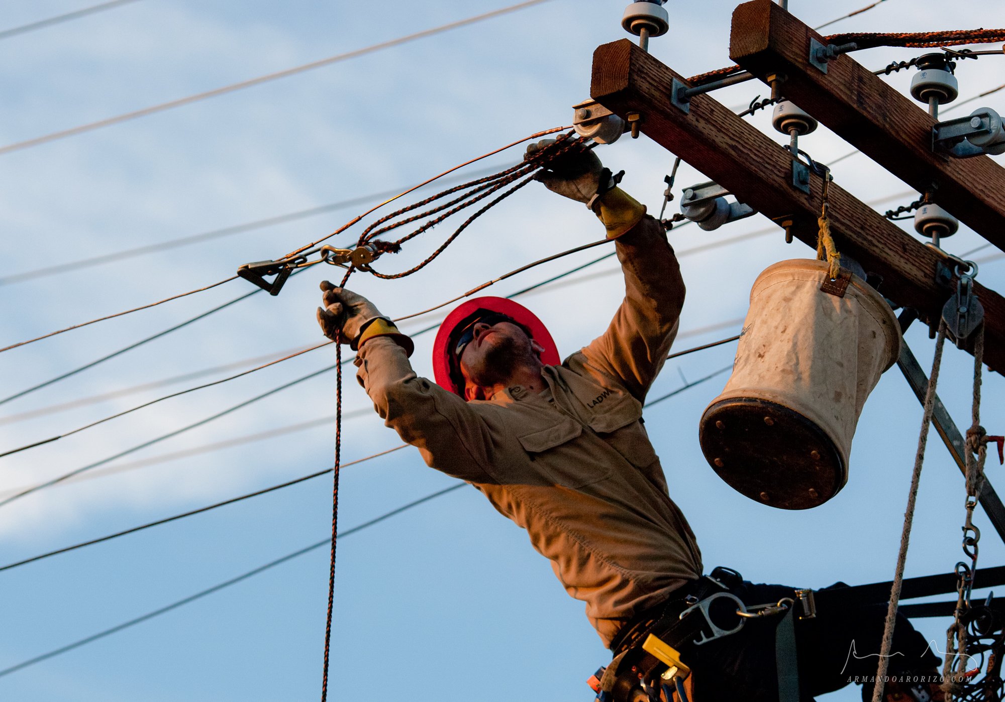 1603_09 IBEW 190460.jpg