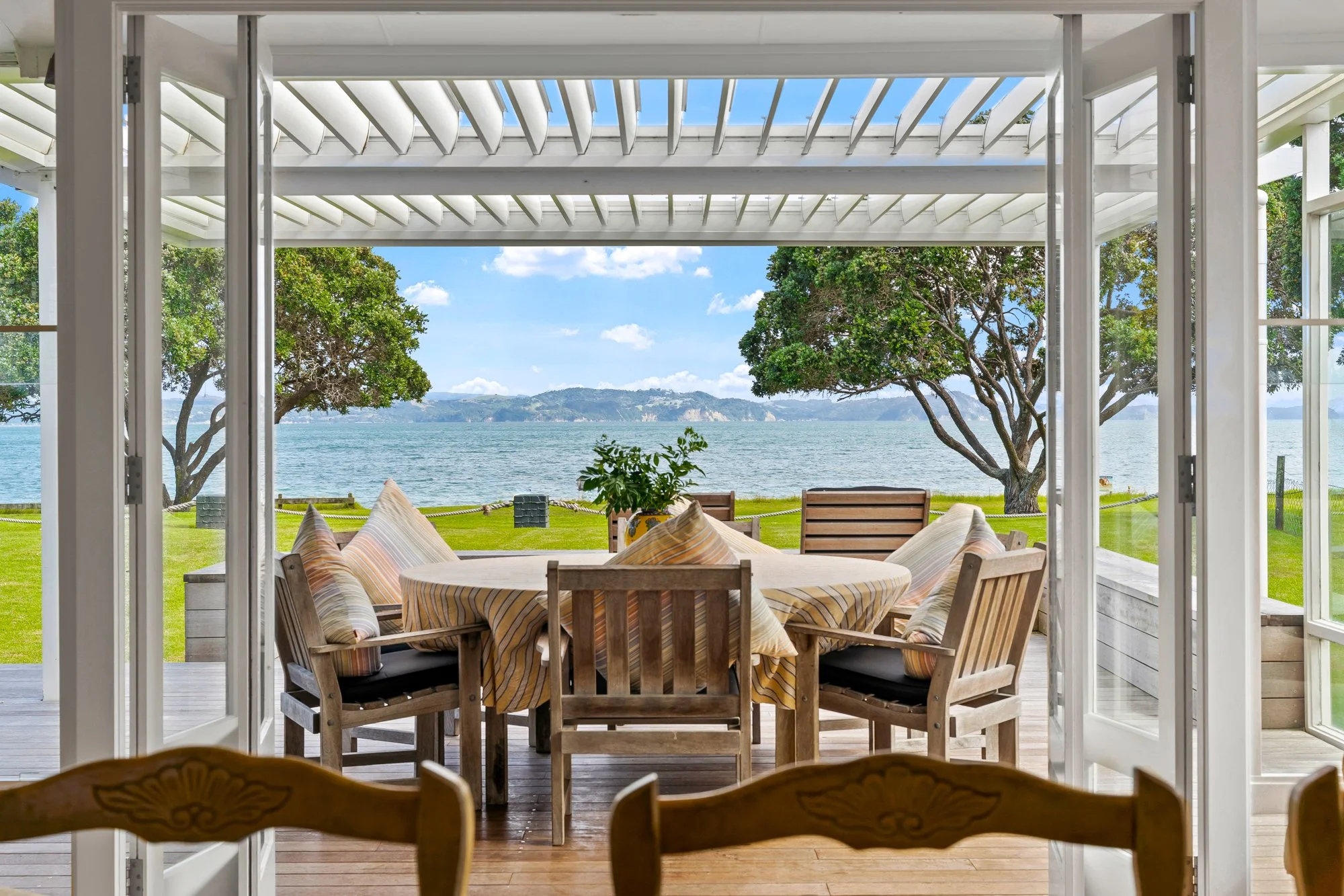 34_45 Beach Road (Web).jpg