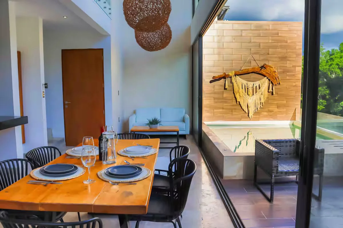 dining-pool (1).jpg