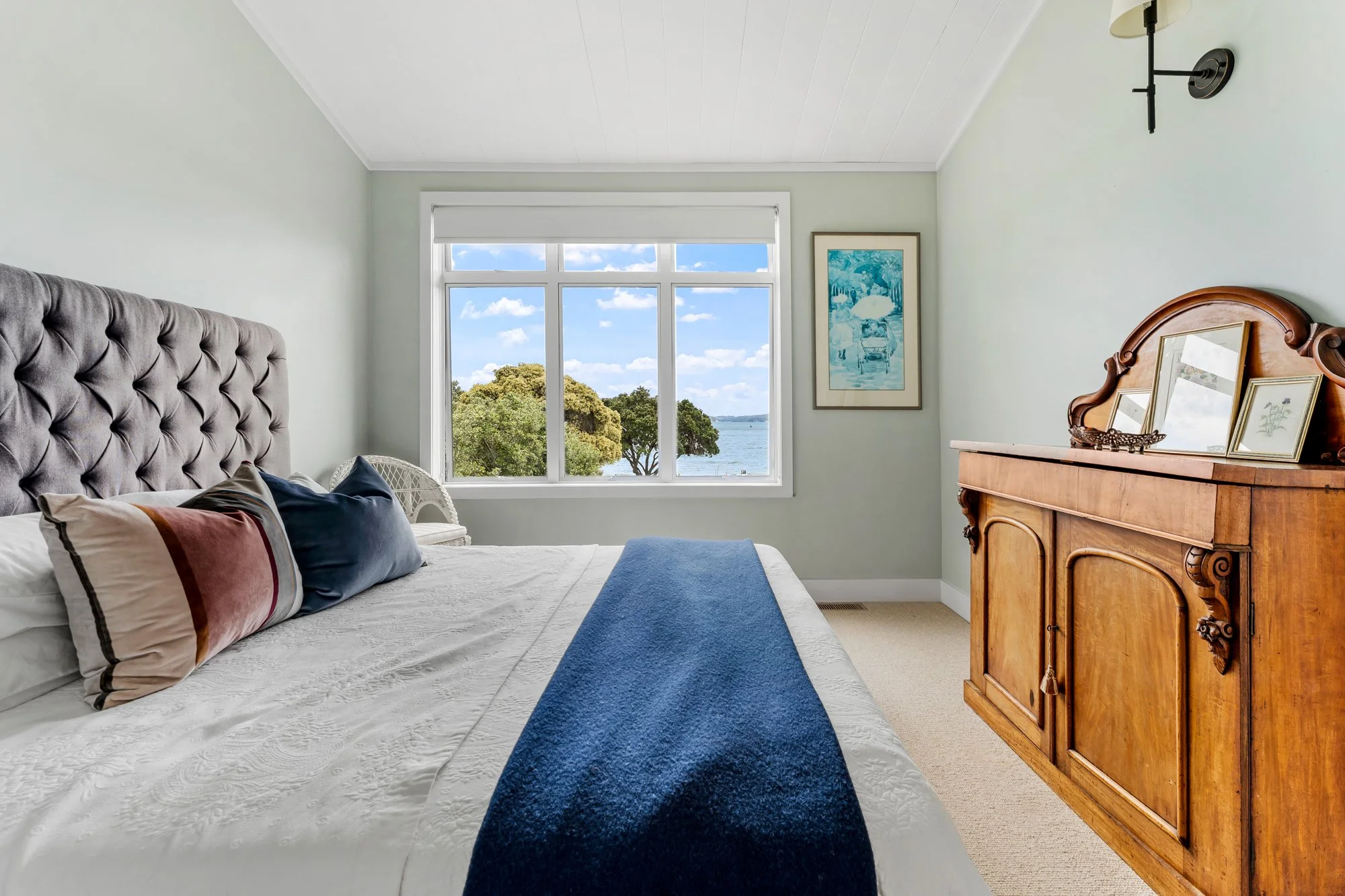 55_45 Beach Road (Web).jpg
