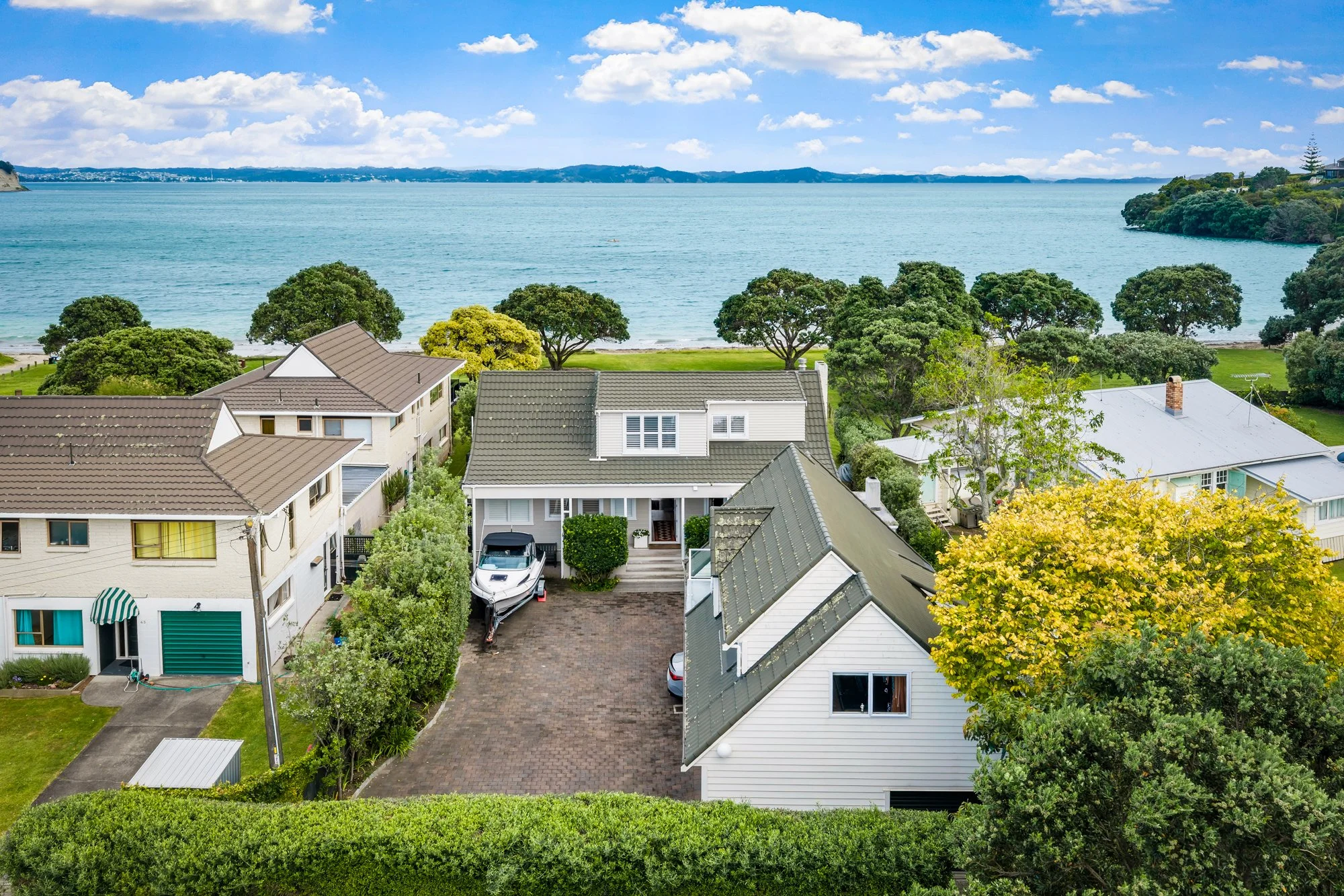 2_45 Beach Road (Web).jpg
