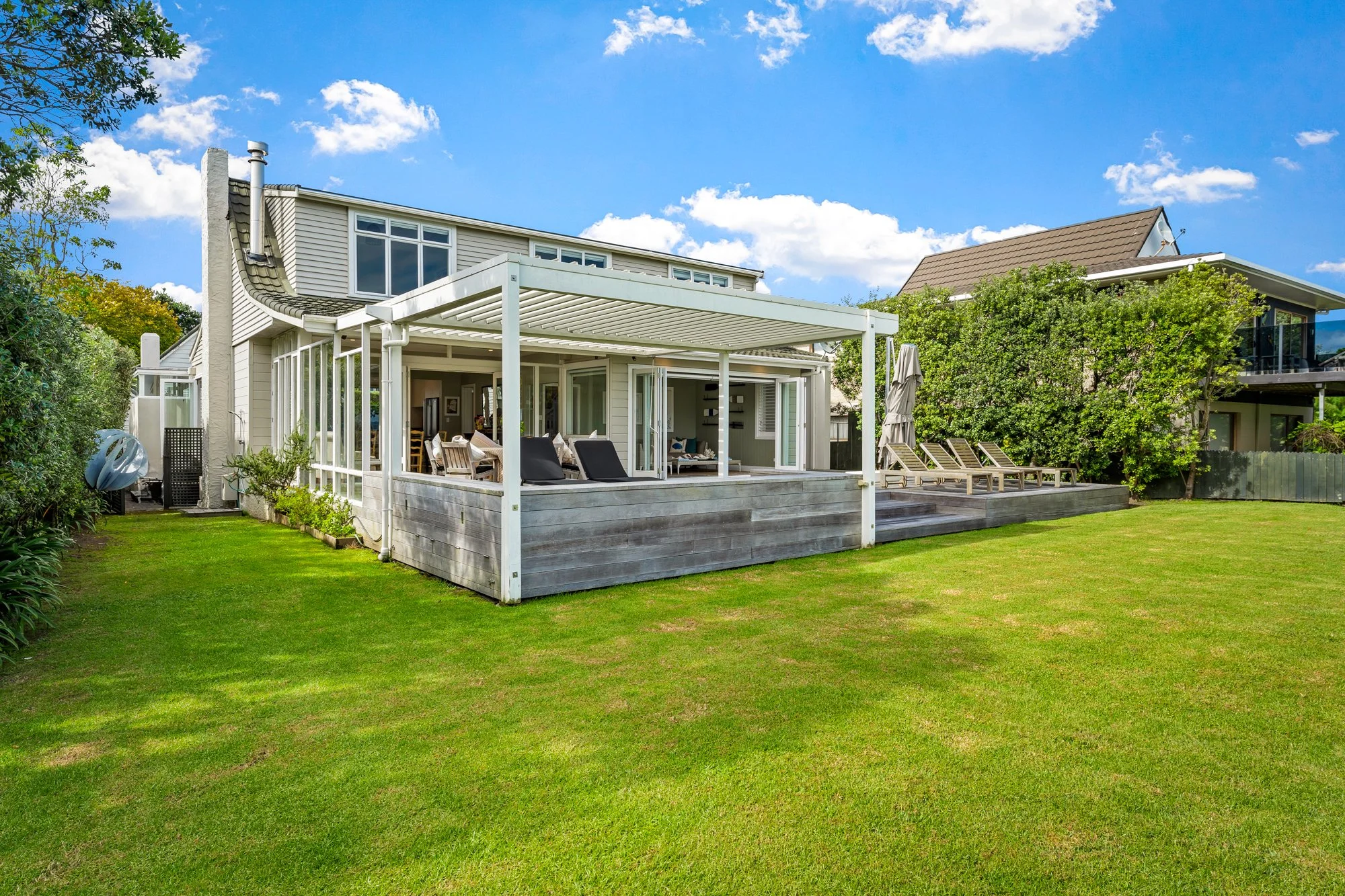 23_45 Beach Road (Web).jpg
