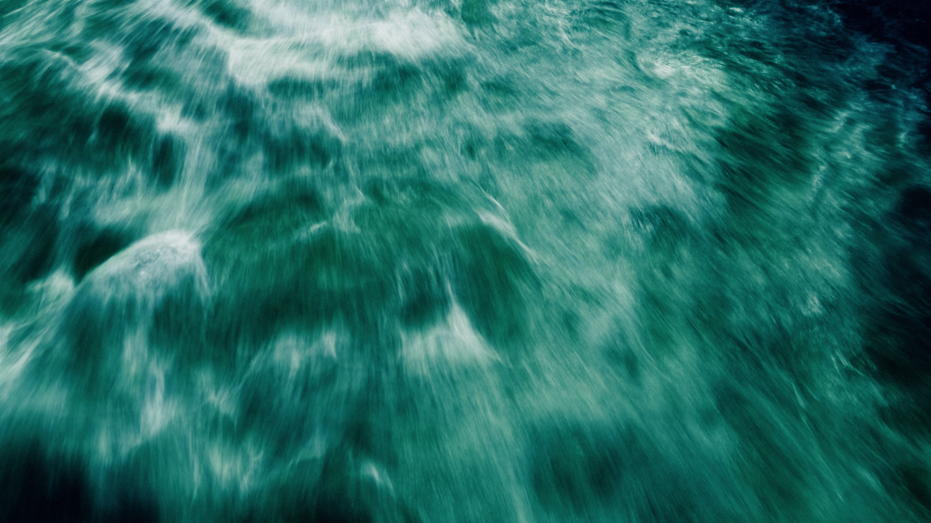 FLOW_02_TRAIL_LIGHT_PXL_1.png