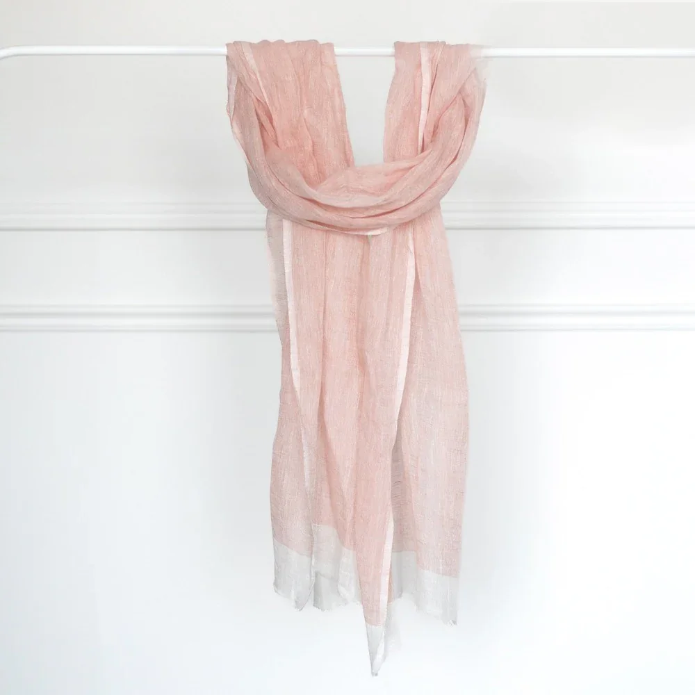 mariam-scarf-linen-blush-on-bar.webp