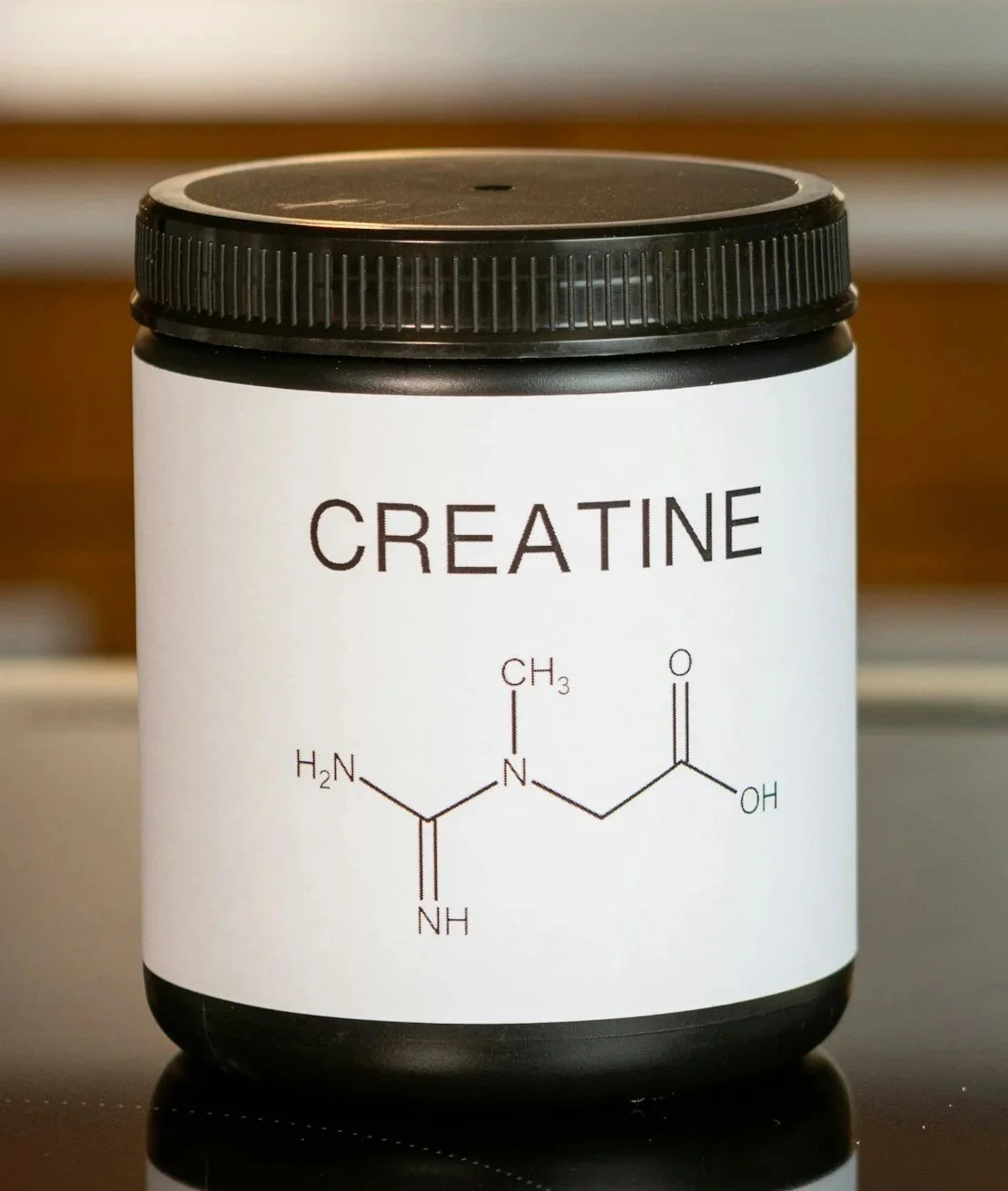 The Complete Guide to Creatine: Benefits for Men, Women, and Athletic Performance