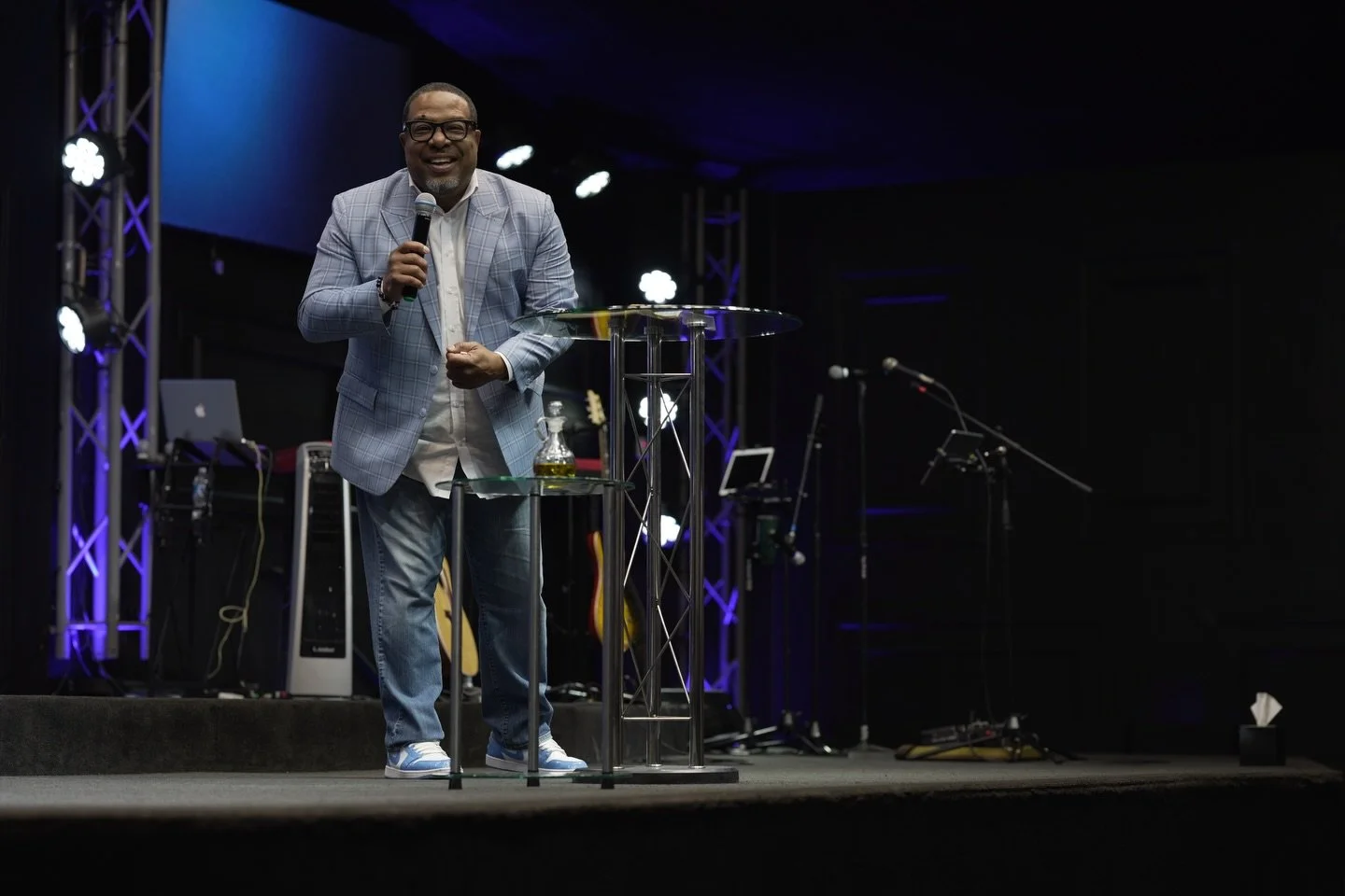 Sunday service was anointed today, as we had special guest Pastor Tim Russel come and give a word on &ldquo;Trust Him&rdquo; ✝️ It was such a great time at service today and we&rsquo;ll see you all for service this Wednesday @ 7:30PM! 💜 | Full Servi