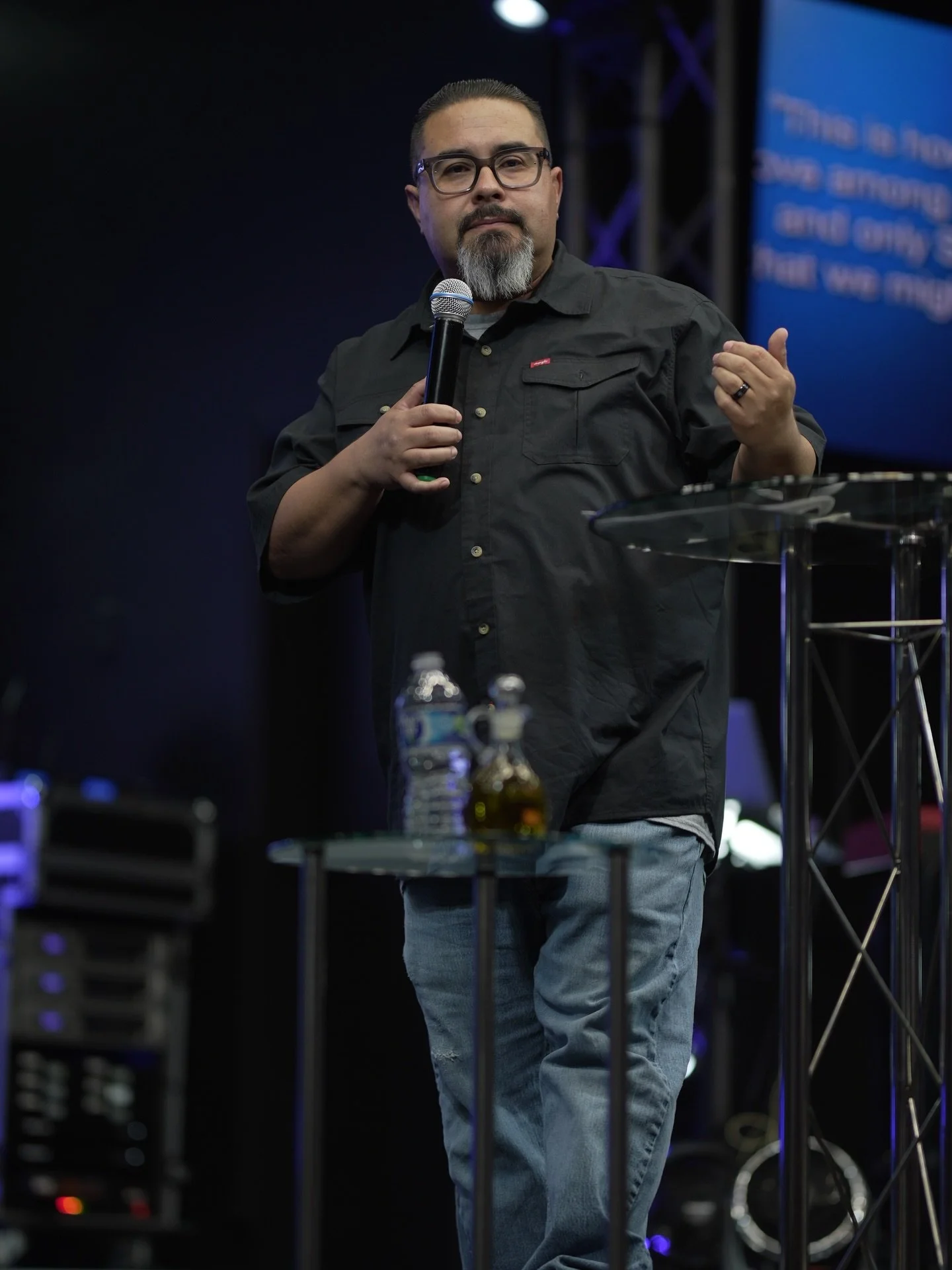 We had a powerful time tonight as we had Pastor Danny all the way from LW Victor Valley deliver a message on &ldquo;Do You Really Know Him?&rdquo; ✝️ It was a great time and we hope to see you all for Sunday service @ 9 &amp; 11AM! 💟 | Full service 