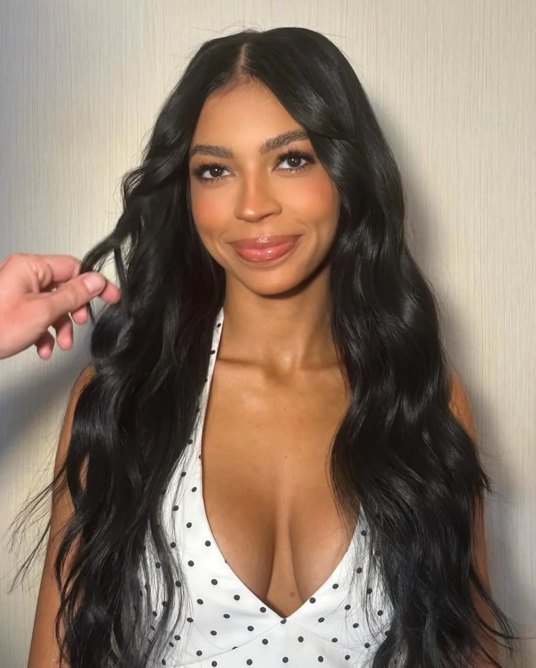 Glam for @laylaleannetaylor for @secretlivesonhulu season 2 premiere✨Makeup - @makeupdanielle Ha.jpg