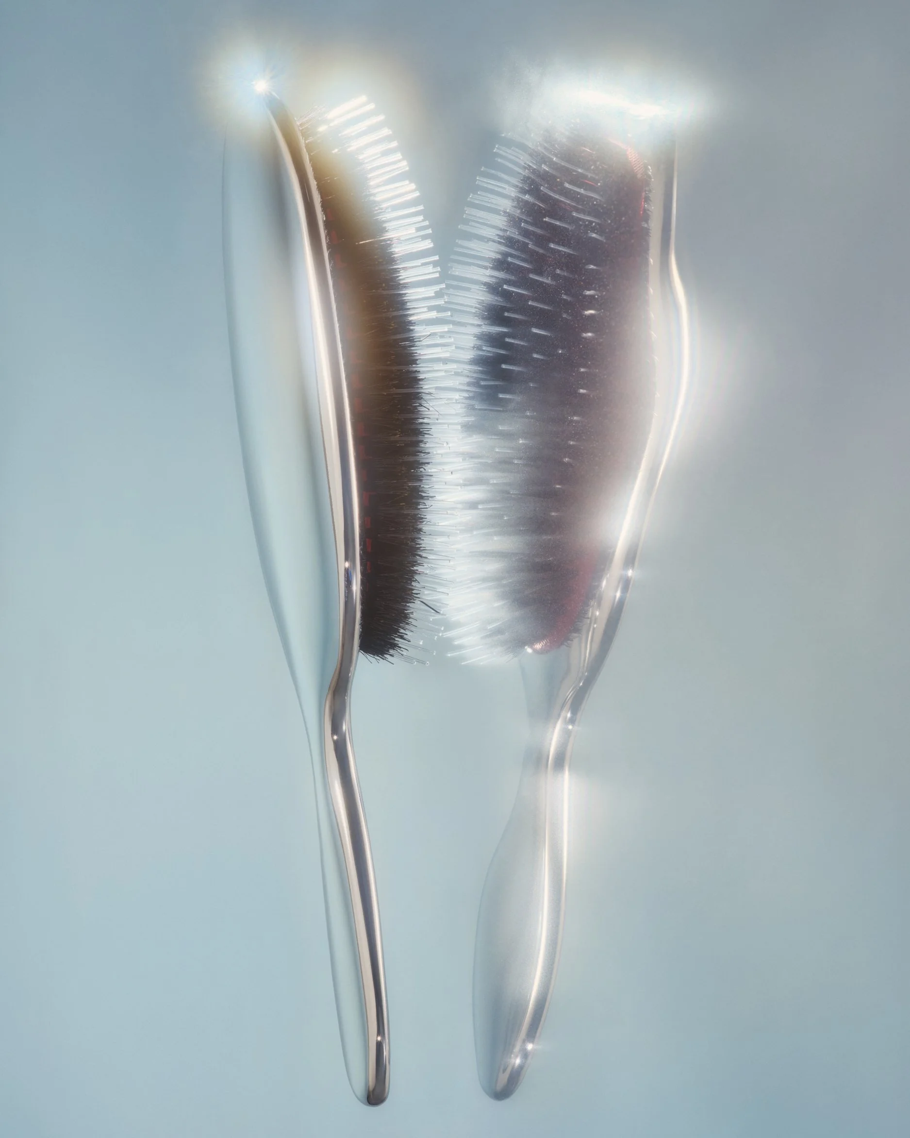 Oddball_SianFayKerr_Brush_ PhotographArchivalPigmentPrint_35x42cm_Editionof20_$1600.jpg