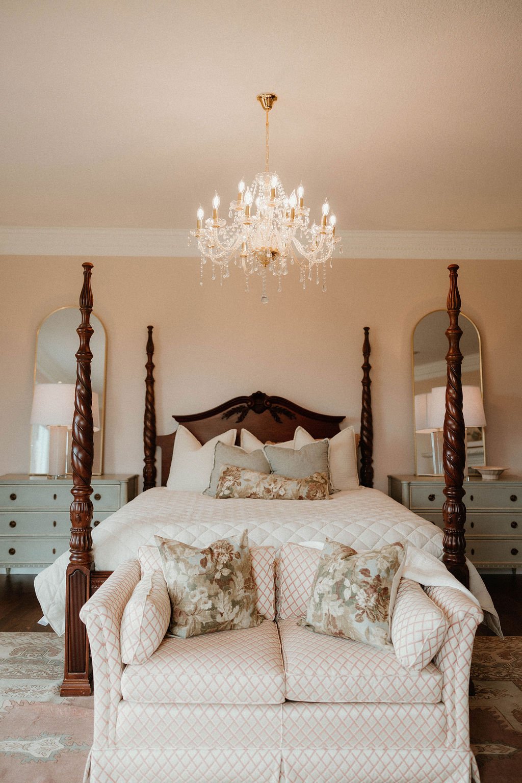 A look inside the overnight accommodations at the Hummingbird Estate