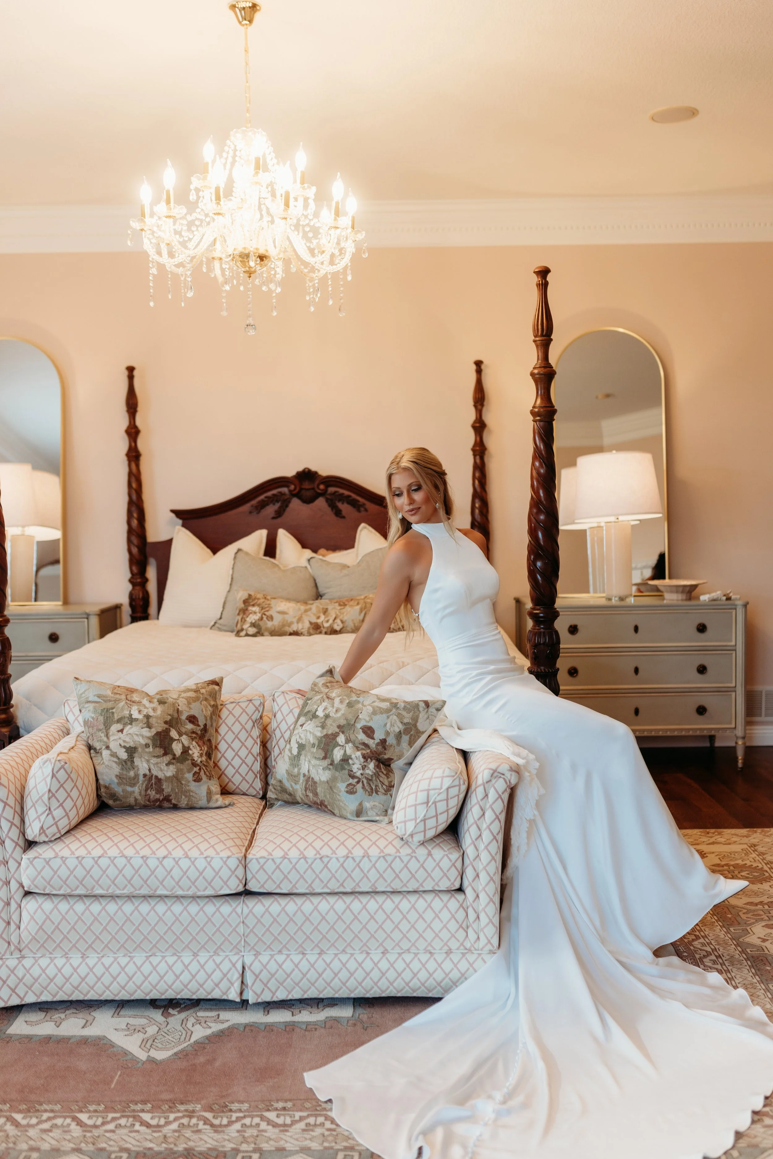 hummingbird-estate-bridal-suite.jpeg