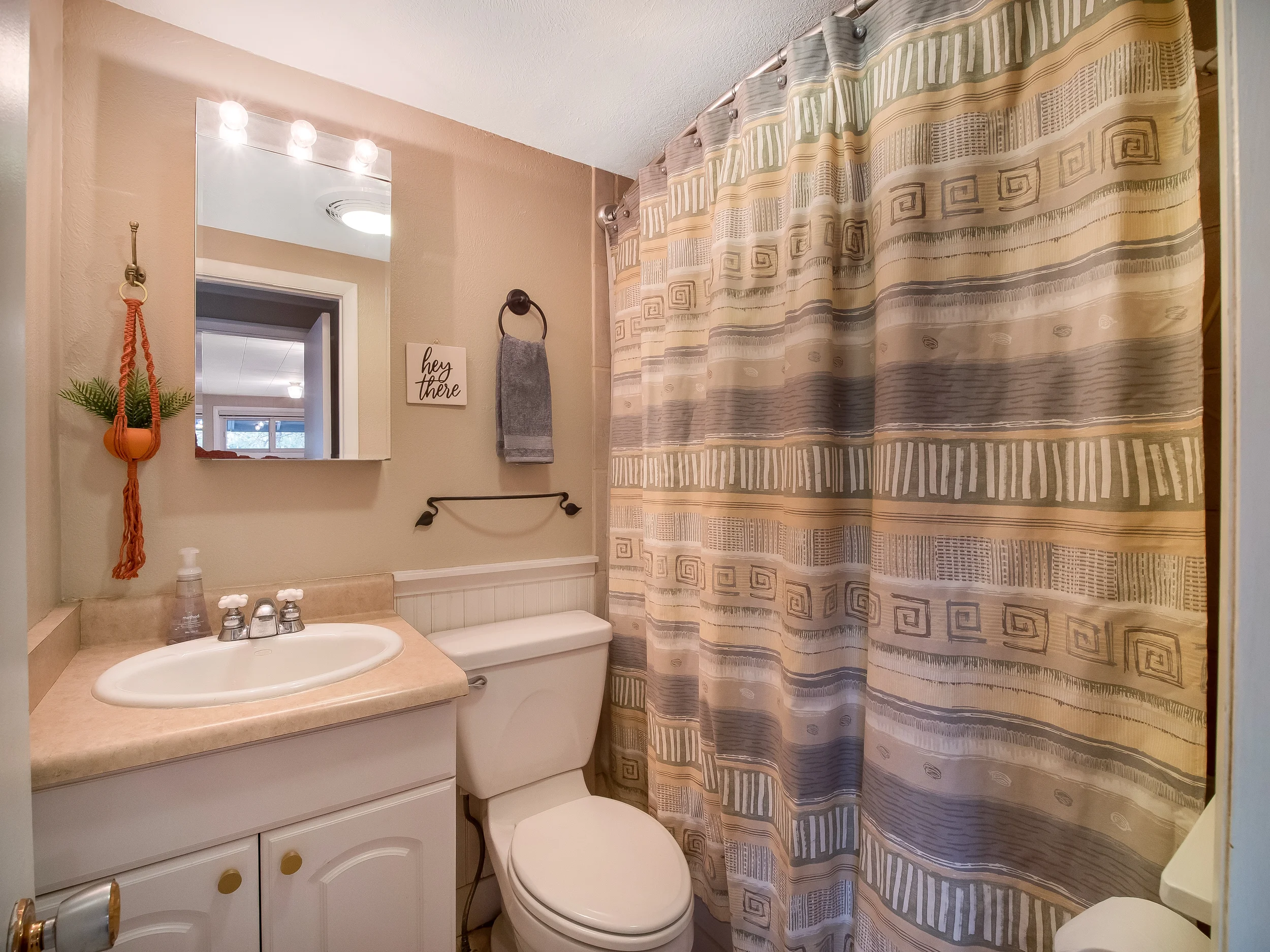 Blue Jay Nest Breckenridge Rental_6.webp