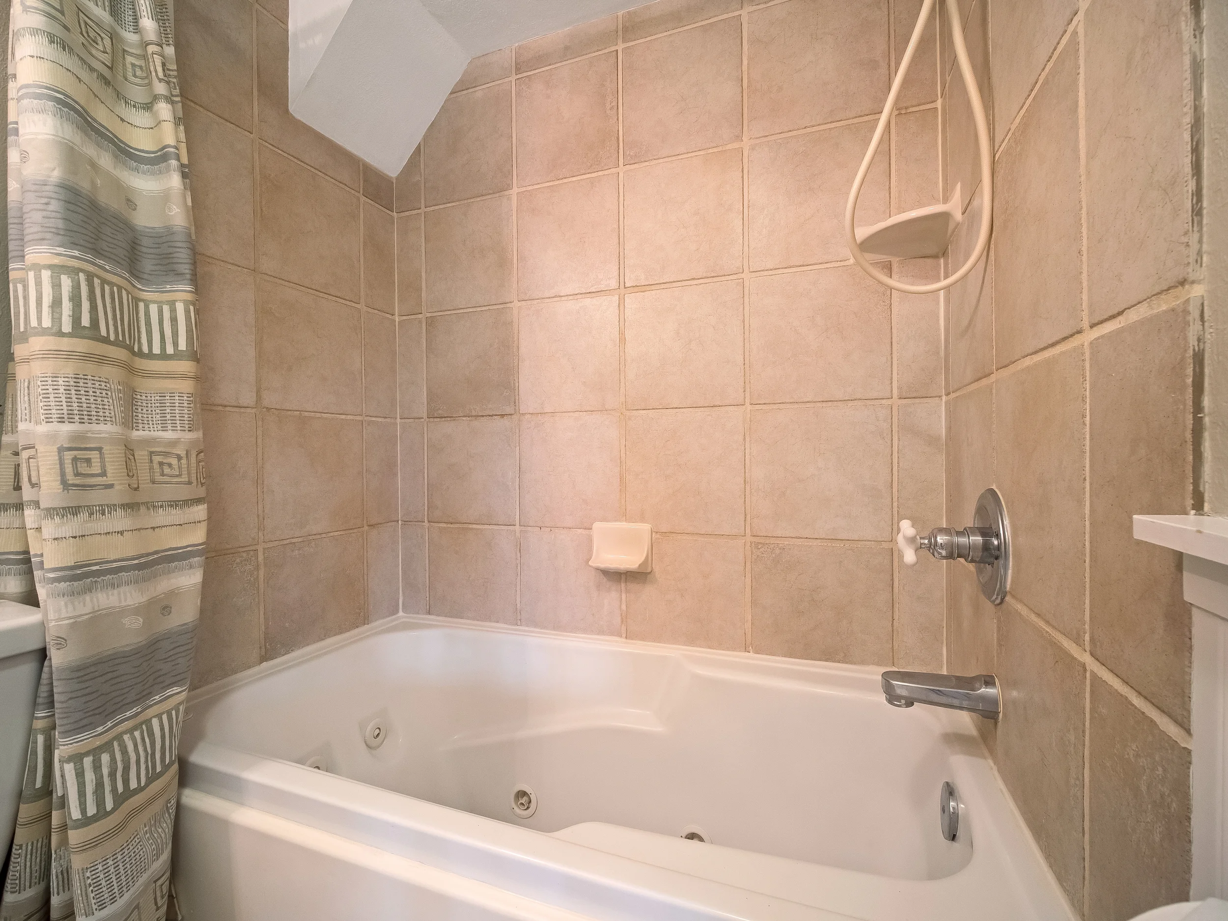 Blue Jay Nest Breckenridge Rental_7.webp