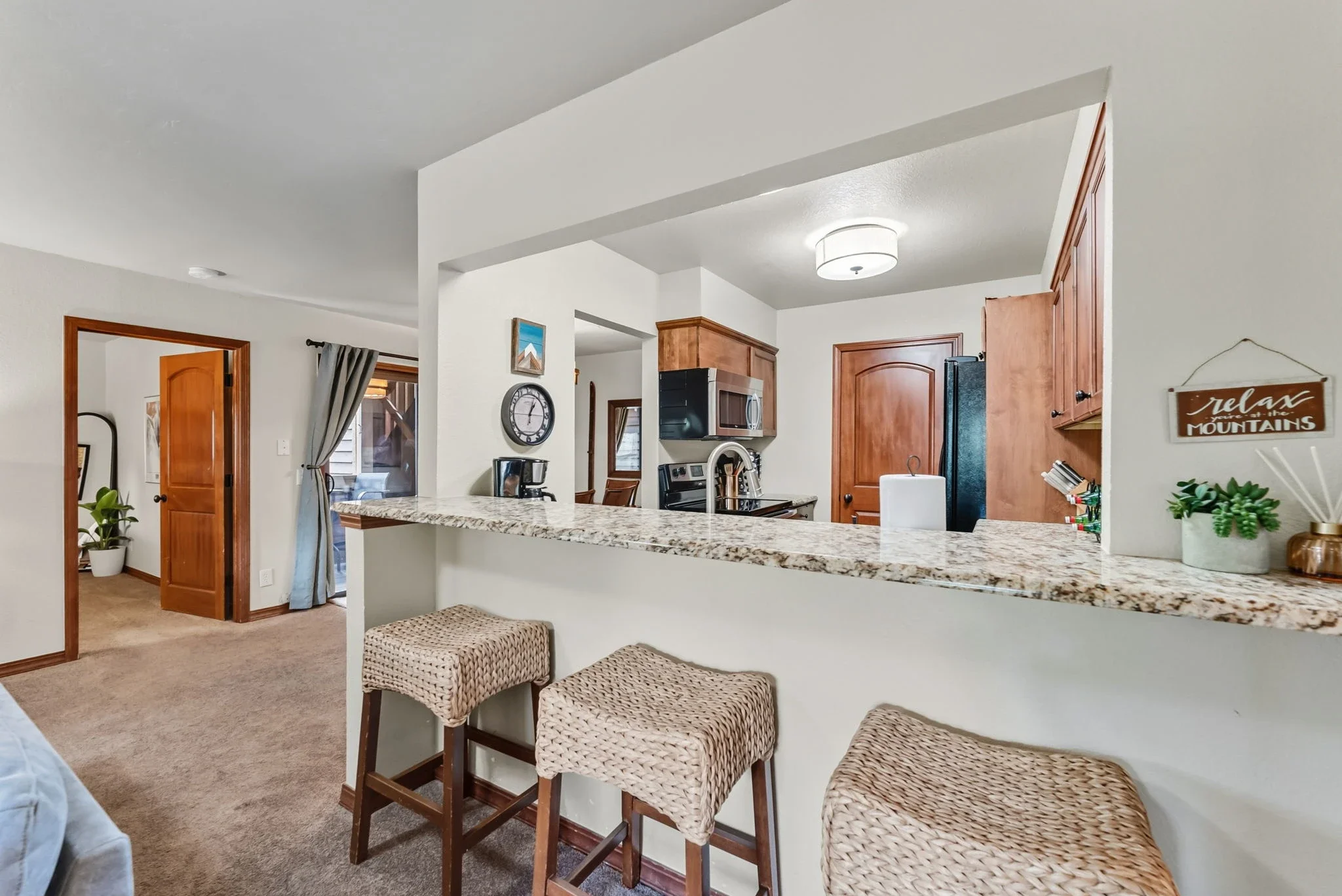 Base 9 Mountain Ski Cabin_7.webp