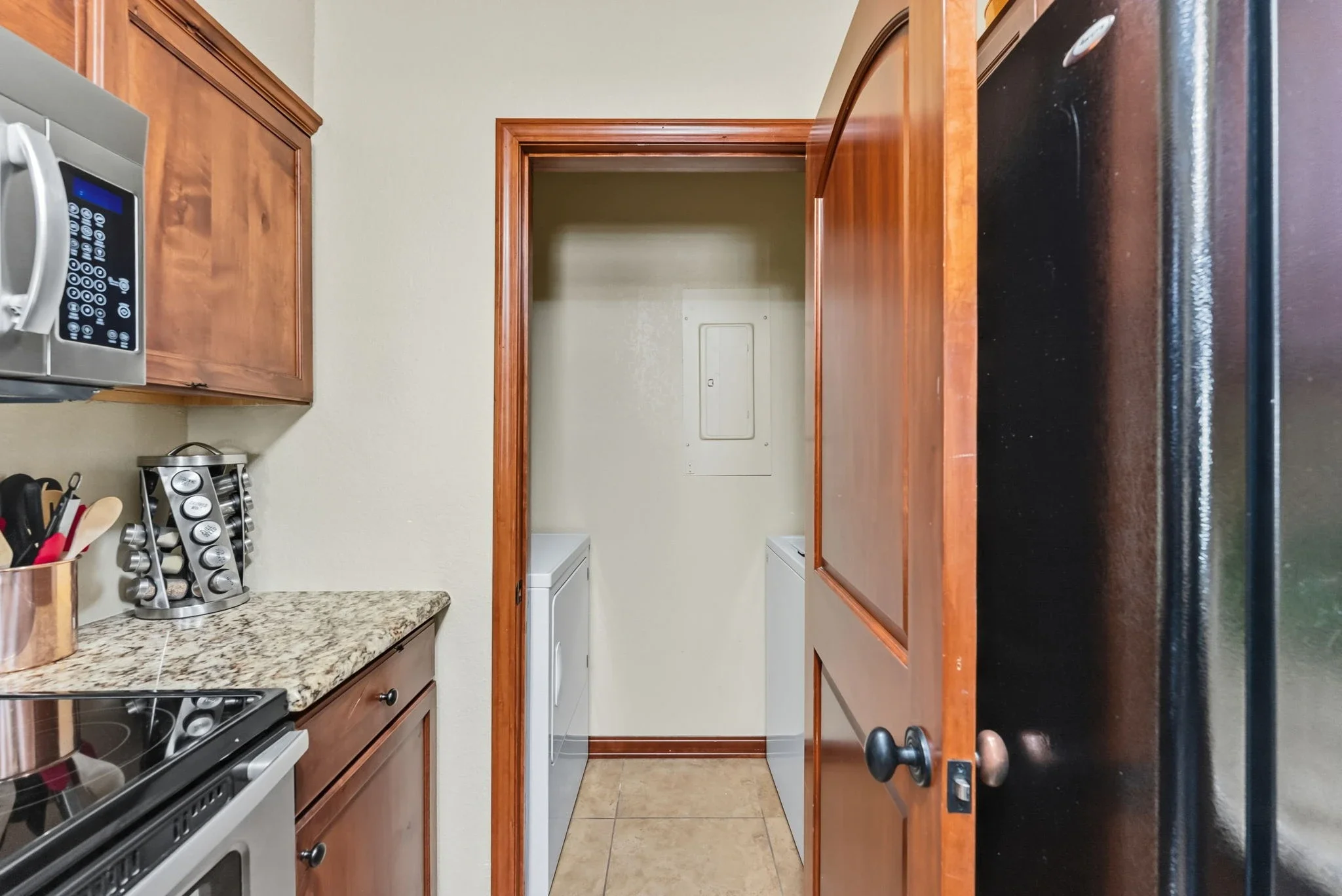 Base 9 Mountain Ski Cabin_32.webp