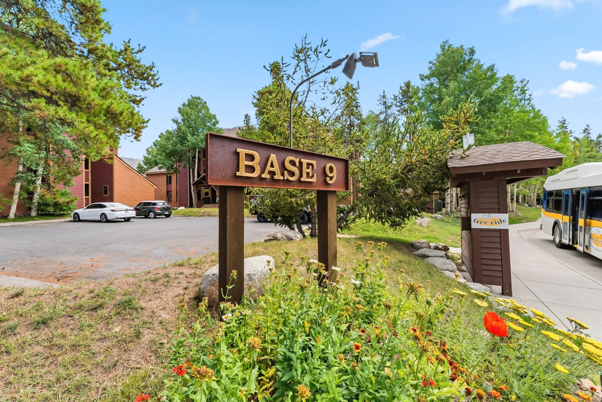 Base 9 Mountain Ski Cabin_42.webp