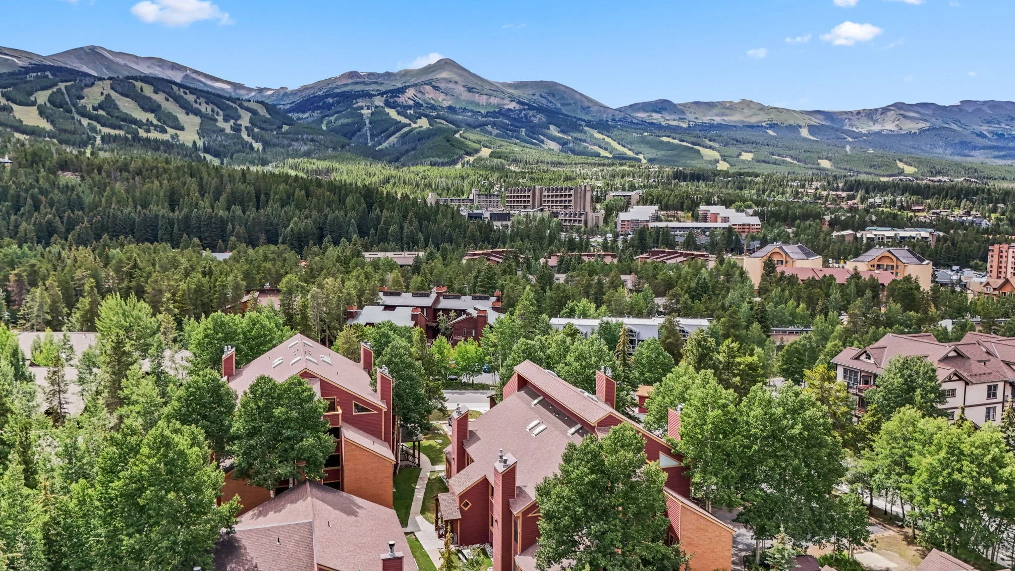 Base 9 Mountain Ski Cabin_45.webp