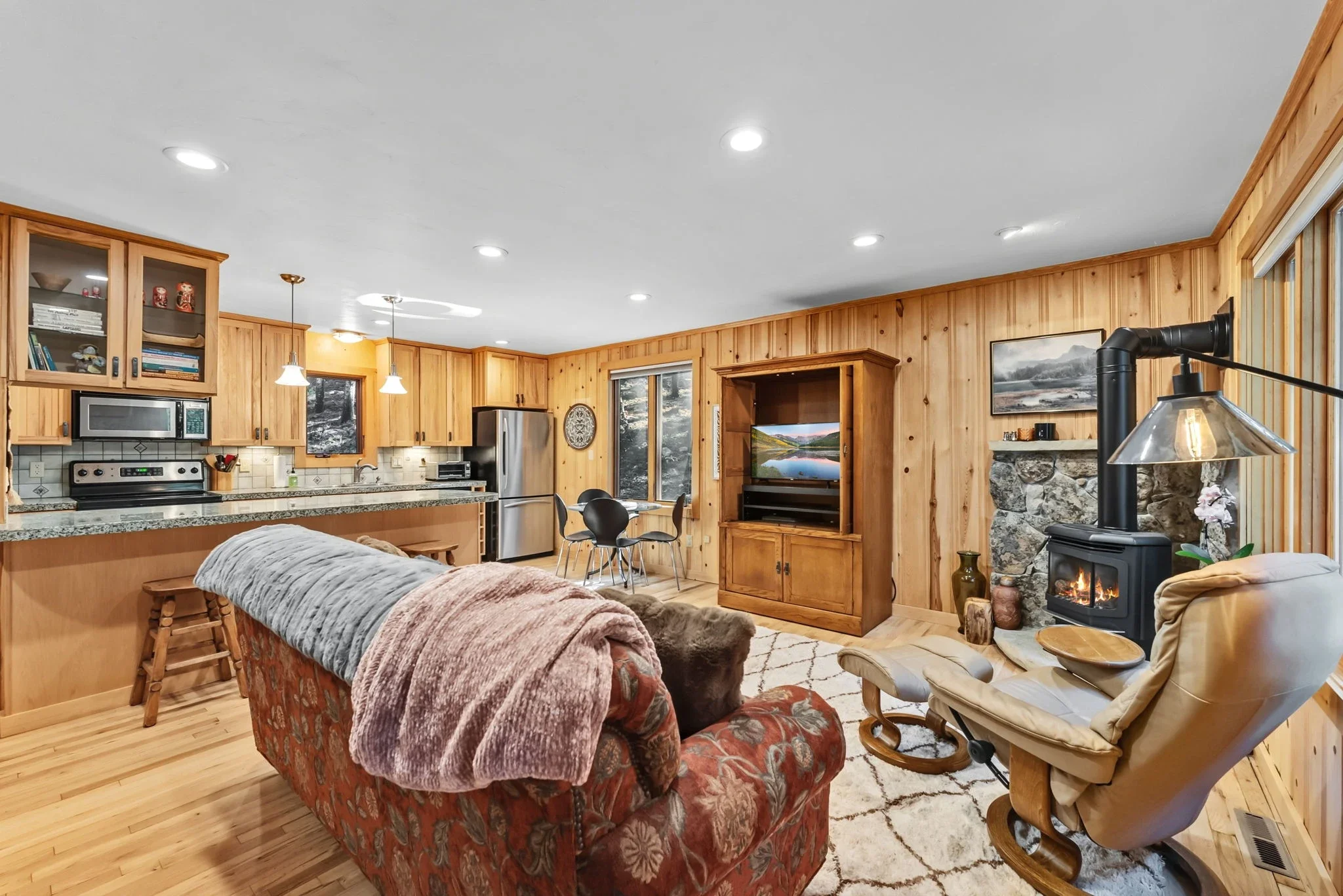 Brookside Ski Rental_1.webp