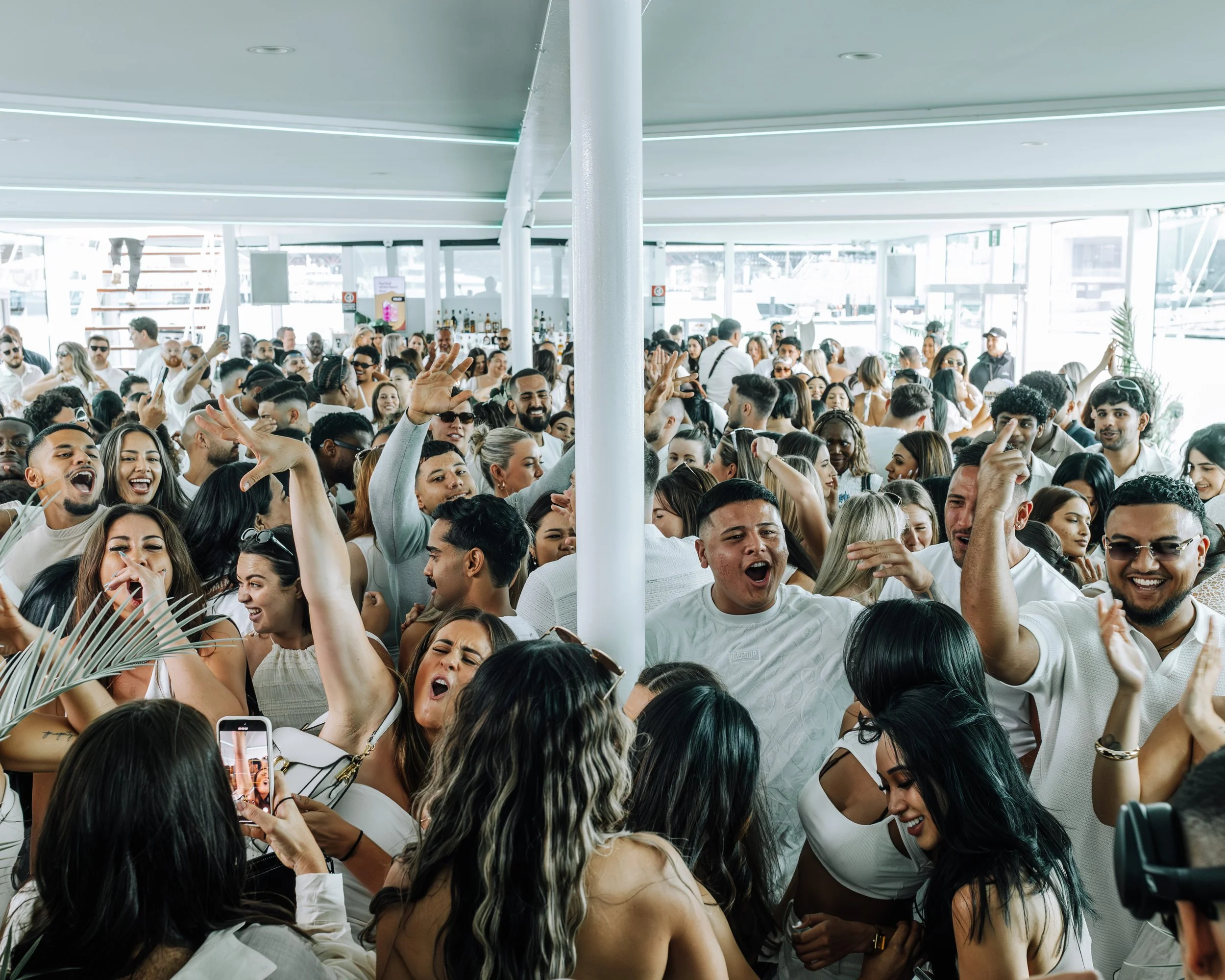 TLL x Glass Island-258.jpg