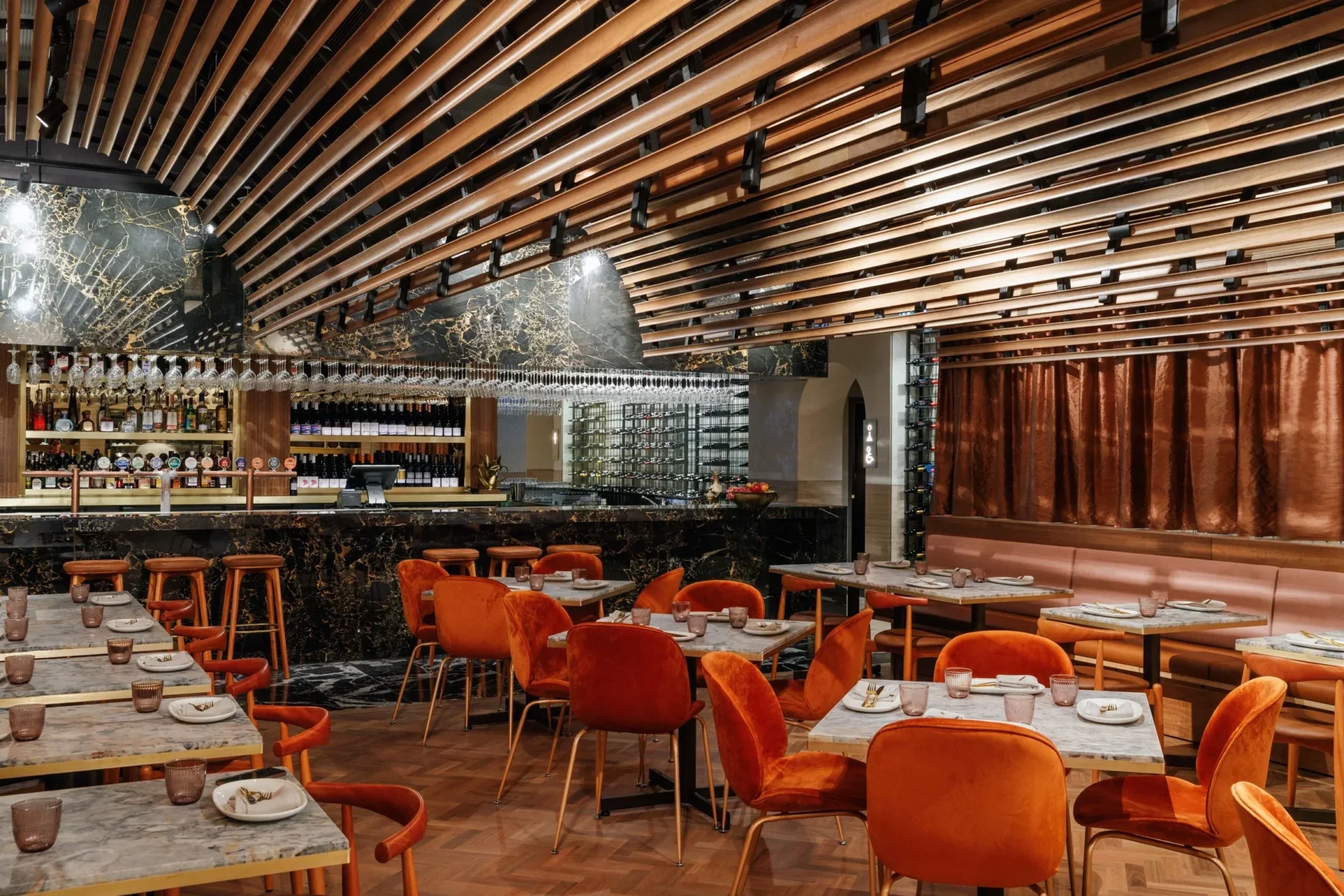 Diningroom1-2 (2).webp