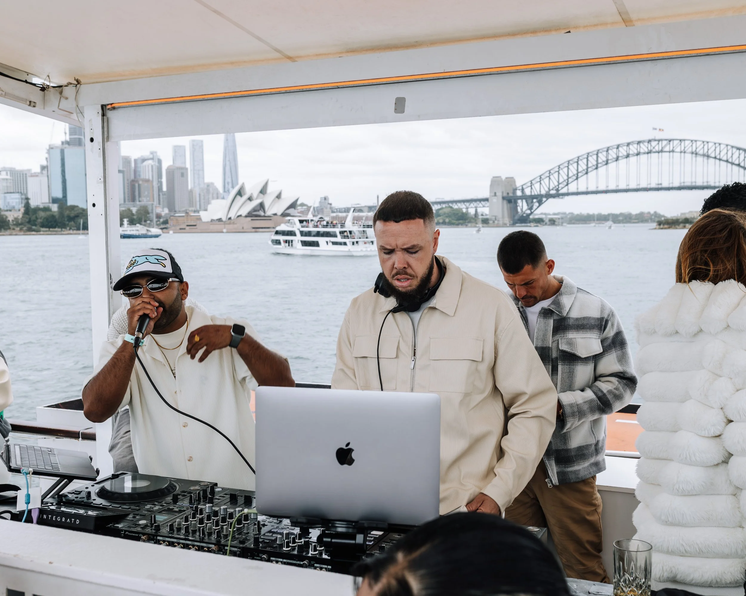 TLL x Glass Island-200.jpg