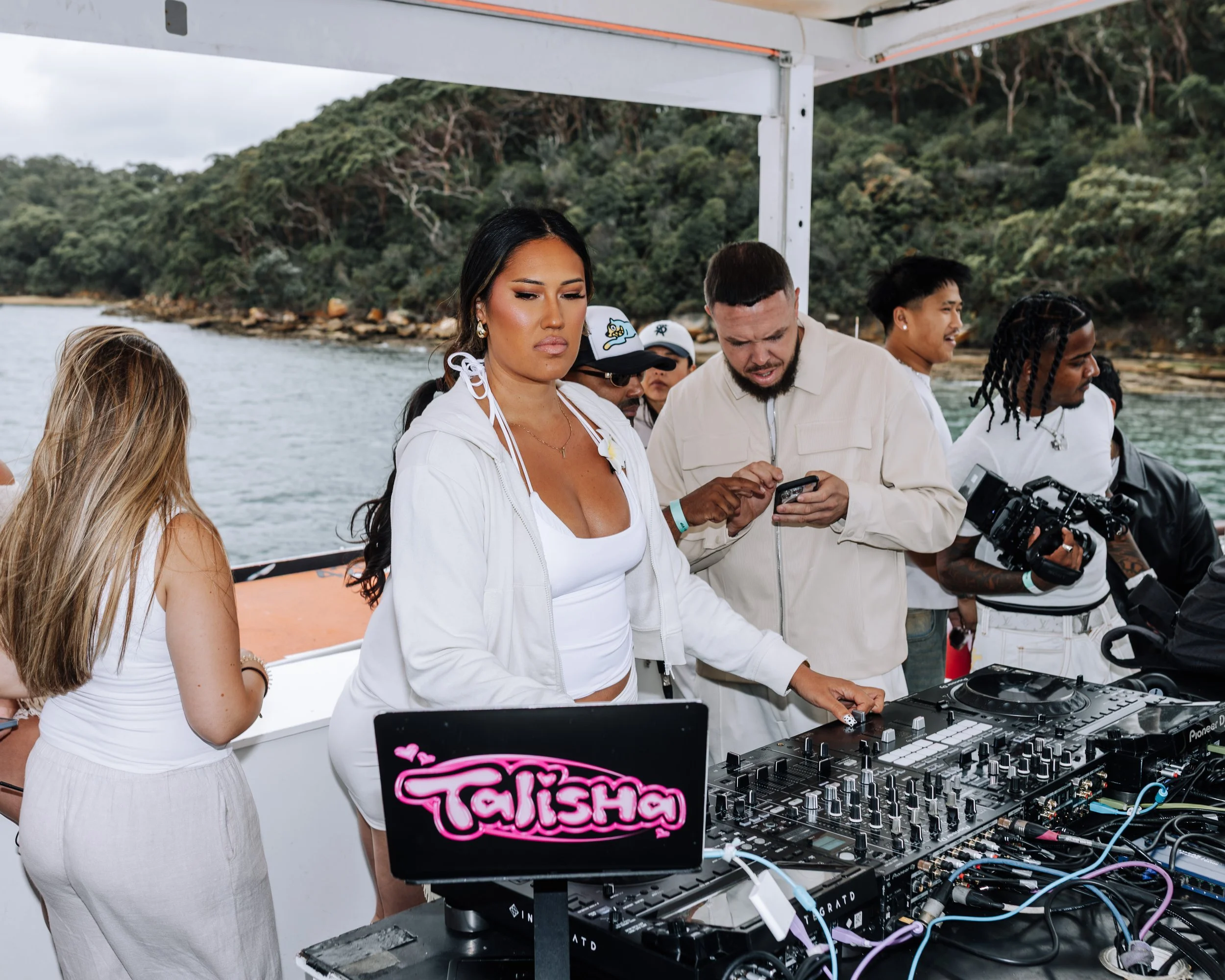 TLL x Glass Island-143.jpg