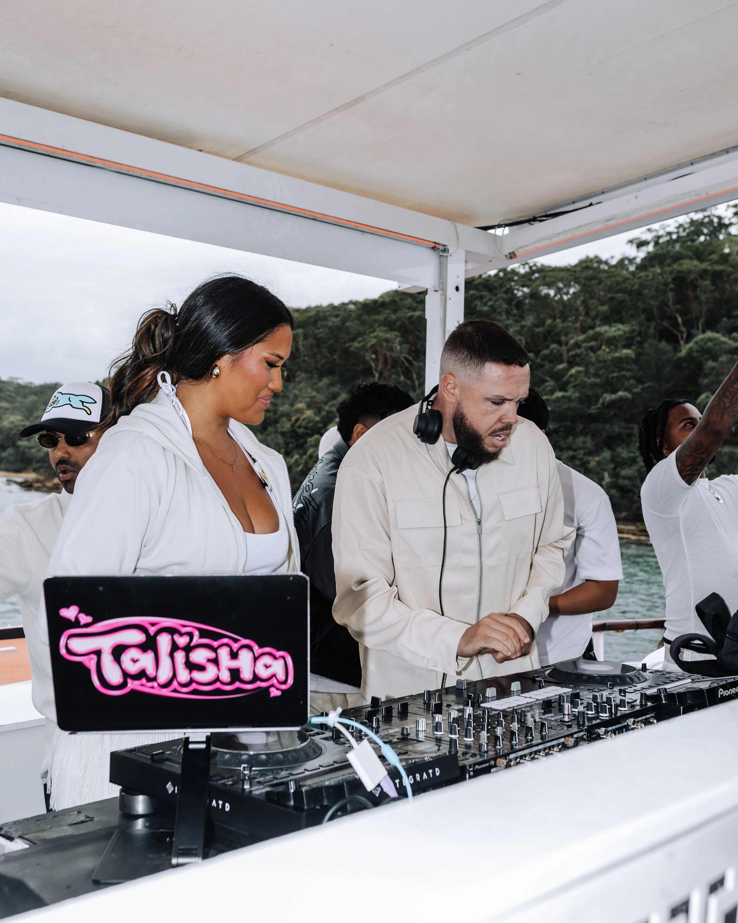 TLL x Glass Island-142.jpg