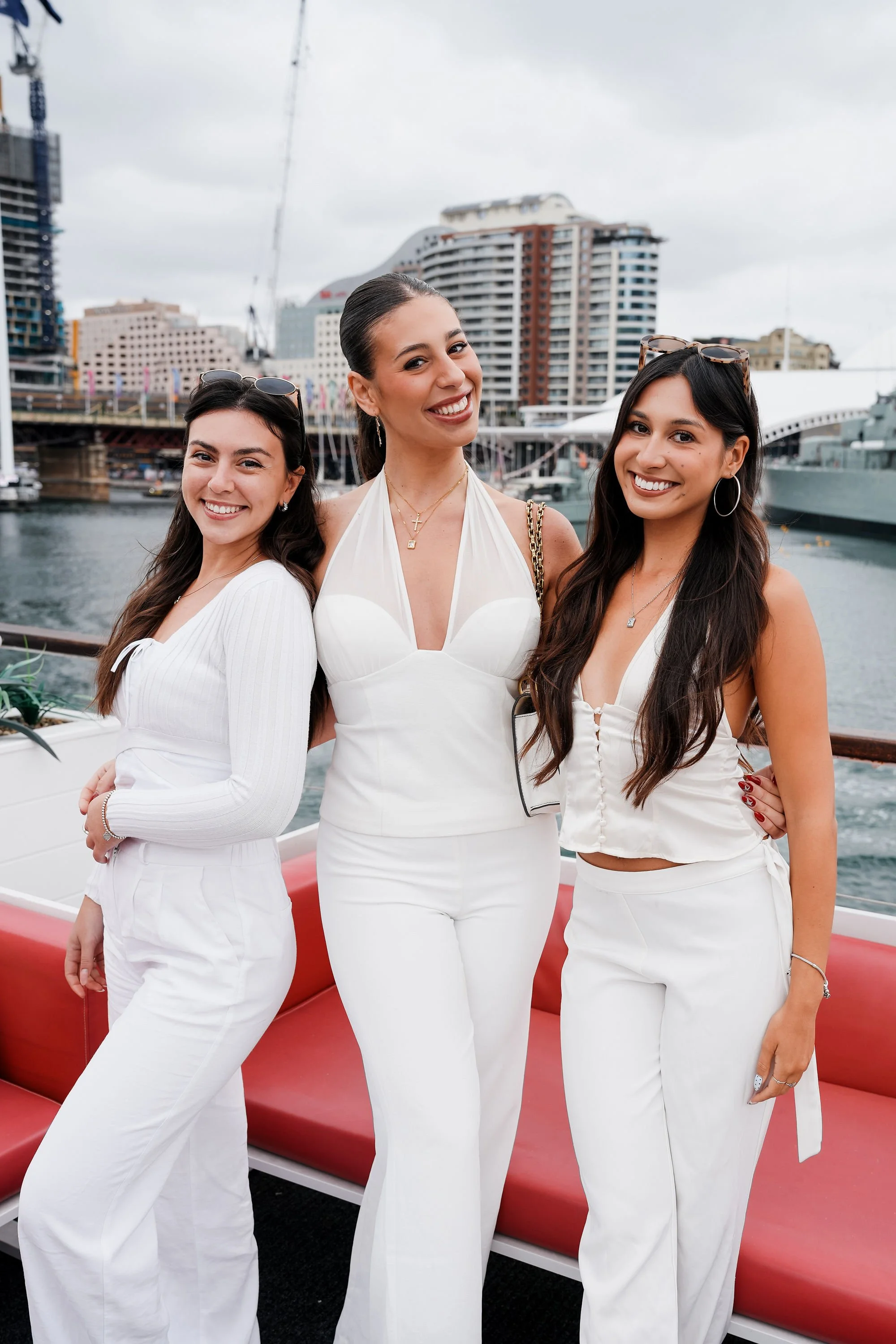 0 LATELUNCHSYD-261225-GlassIsland--00189.jpg