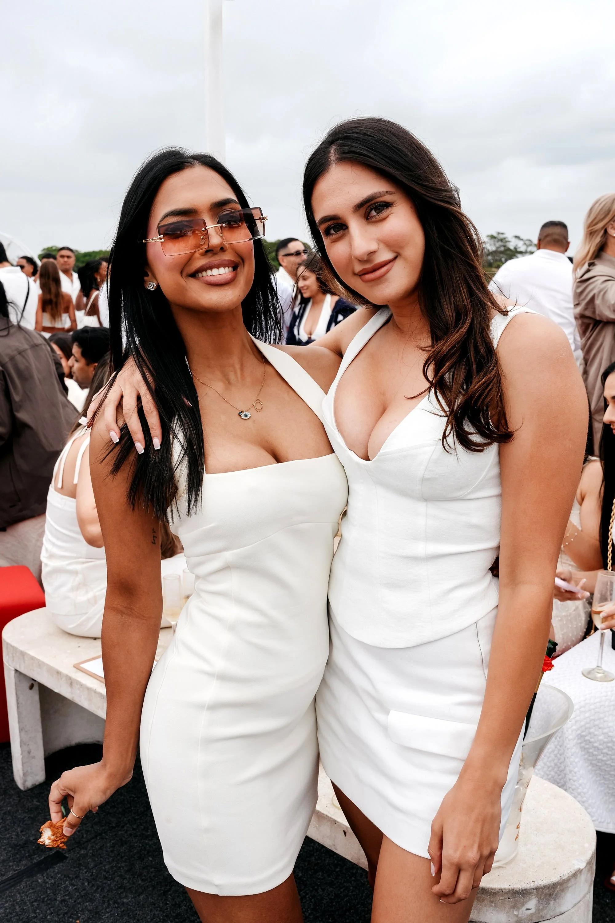 0 0 LATELUNCHSYD-261225-GlassIsland--00600.jpg