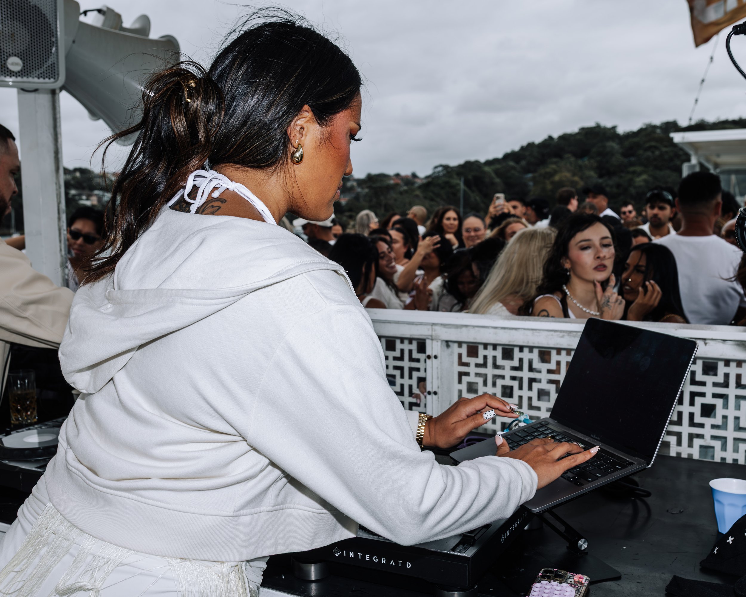 TLL x Glass Island-161.jpg