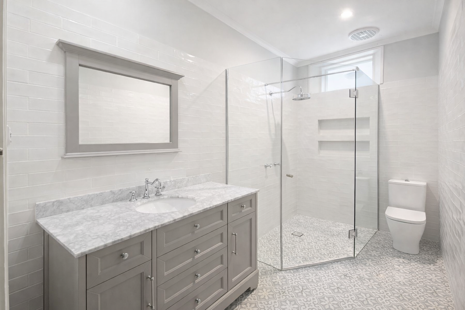 Should You Renovate or Knock Down and Rebuild?
