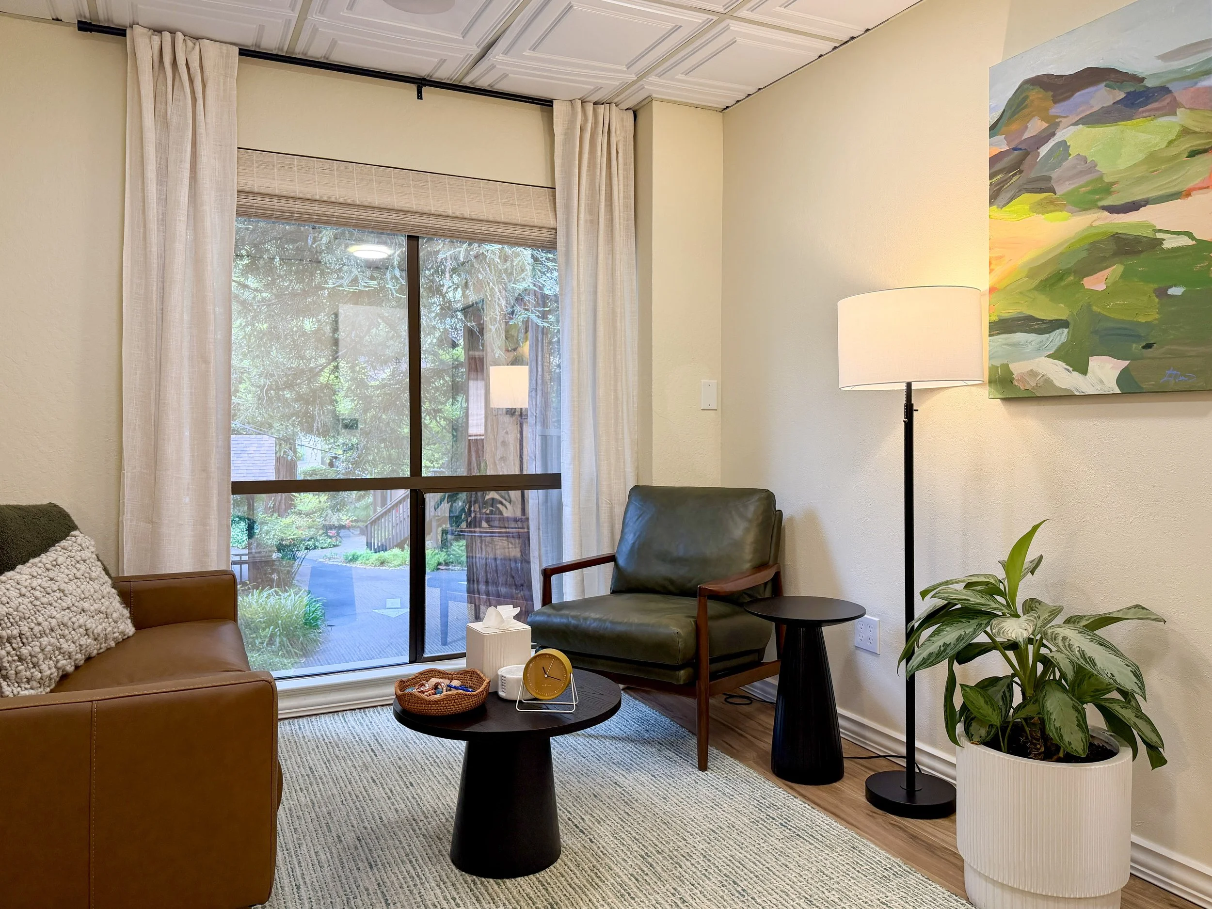 4-Office 4.jpg
