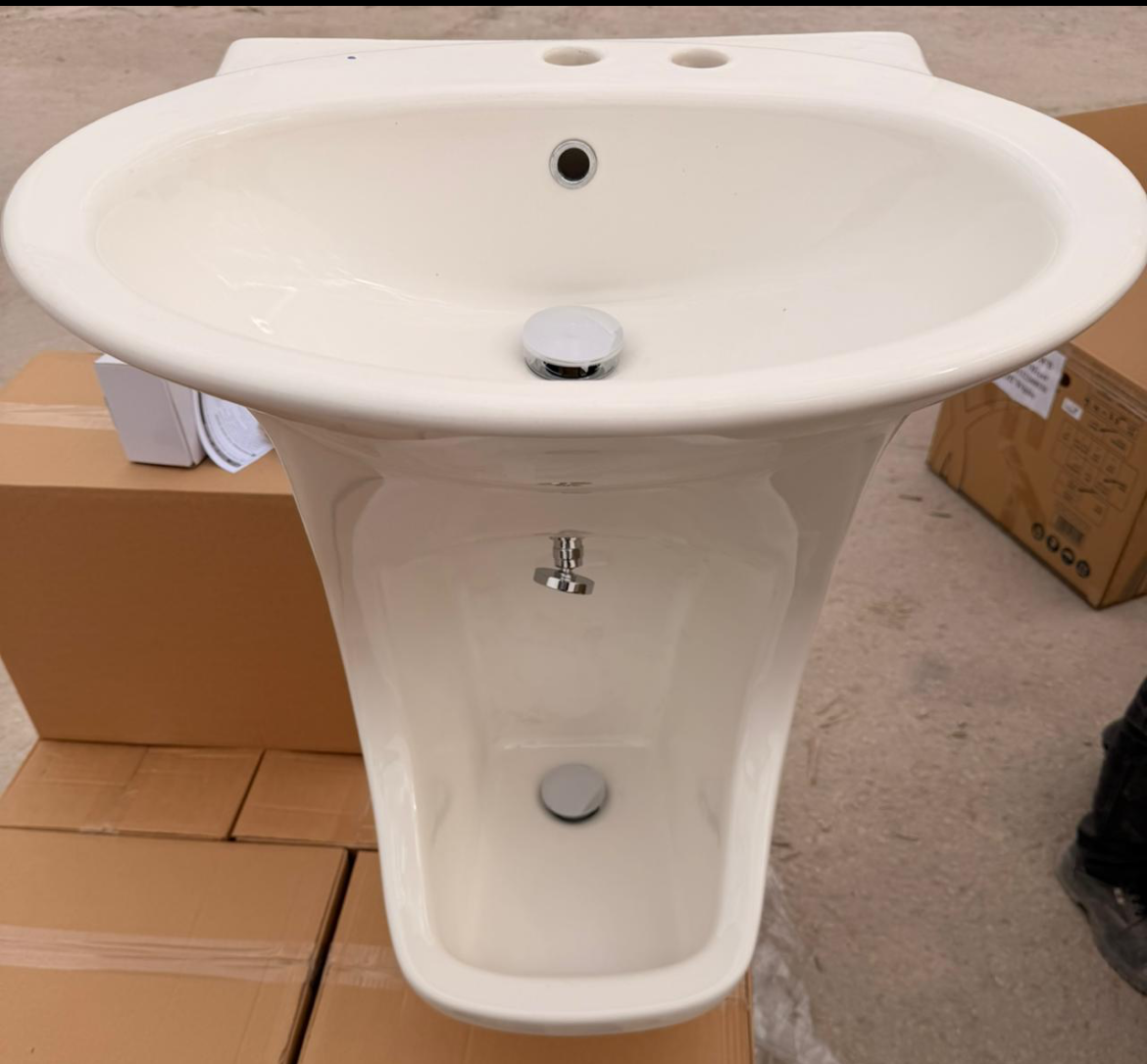 ALMASA Off-white.jpeg