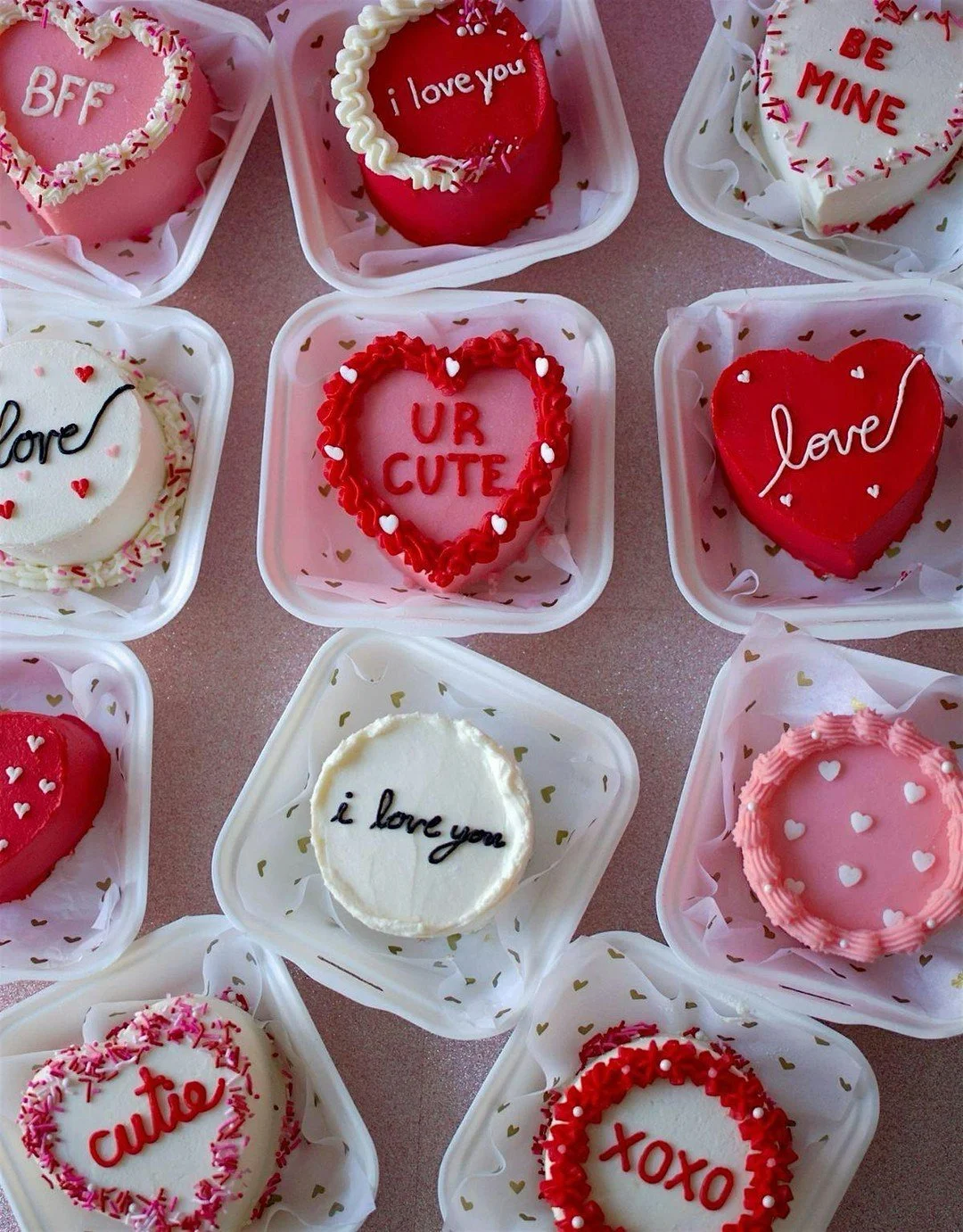 Get your besties together and join us for a sweet Galentine's Bento Cake Decorating Class this Friday at 6:30 PM! Don't miss out on the chance to make delicious memories with your favorite people. Link in bio for more details and to get tickets. #Gal