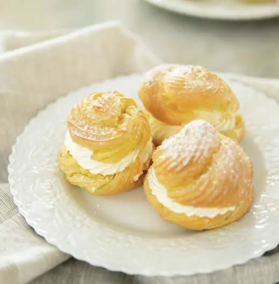 Cream Puffs with Vanilla Filling (Dozen)