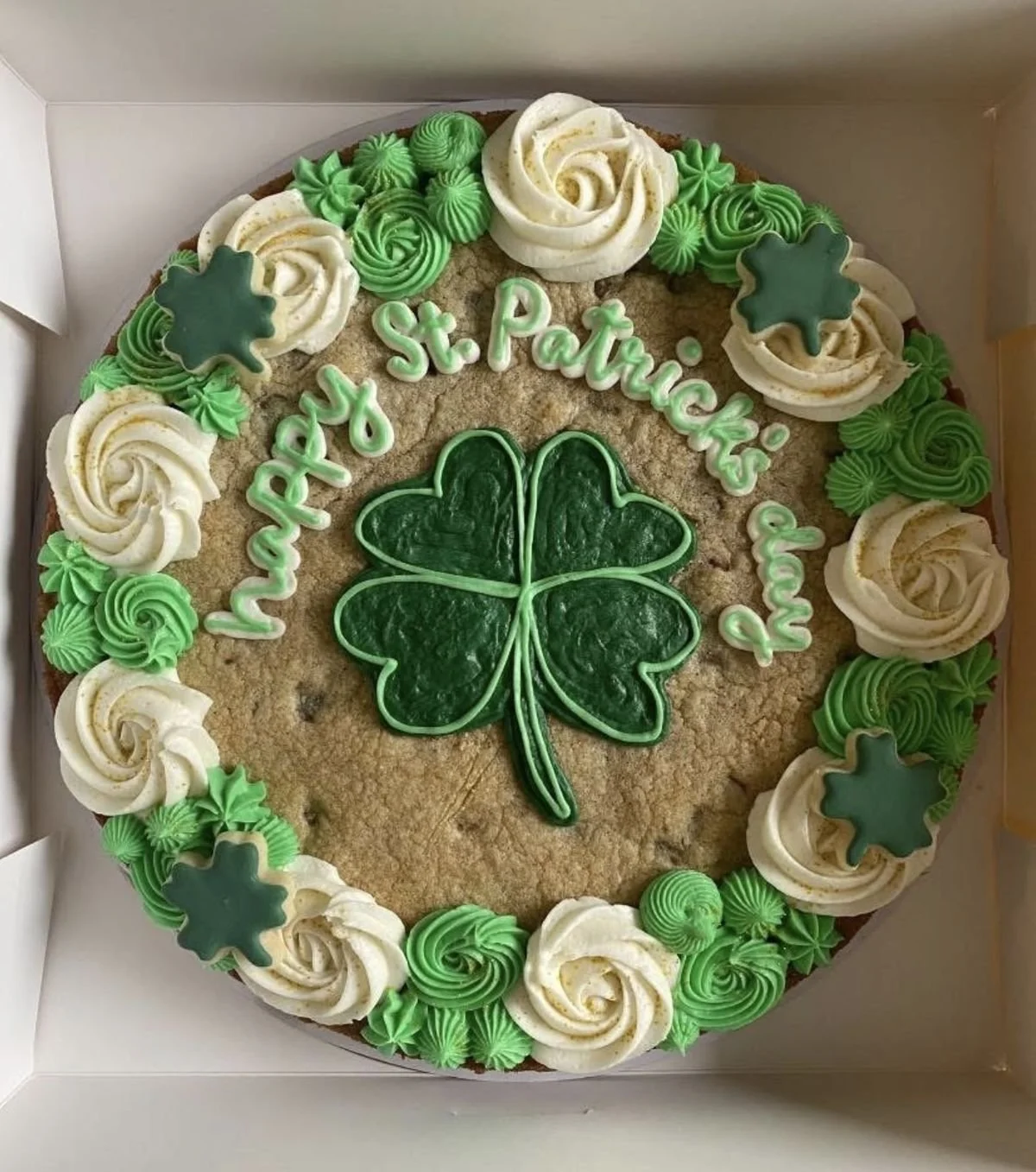 St Pattys Shareable Cookie Cake