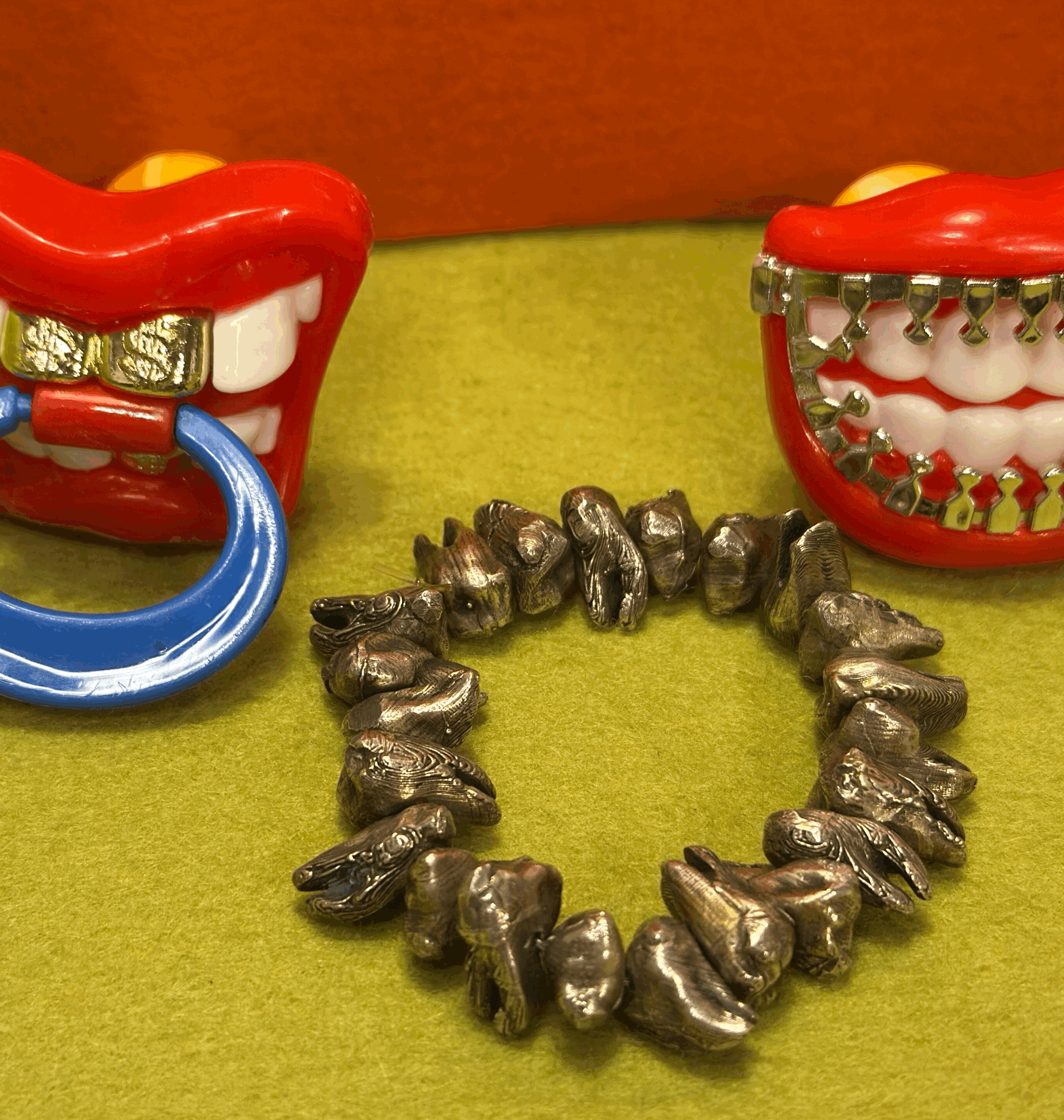 Sweet Tooth Molar Bracelet