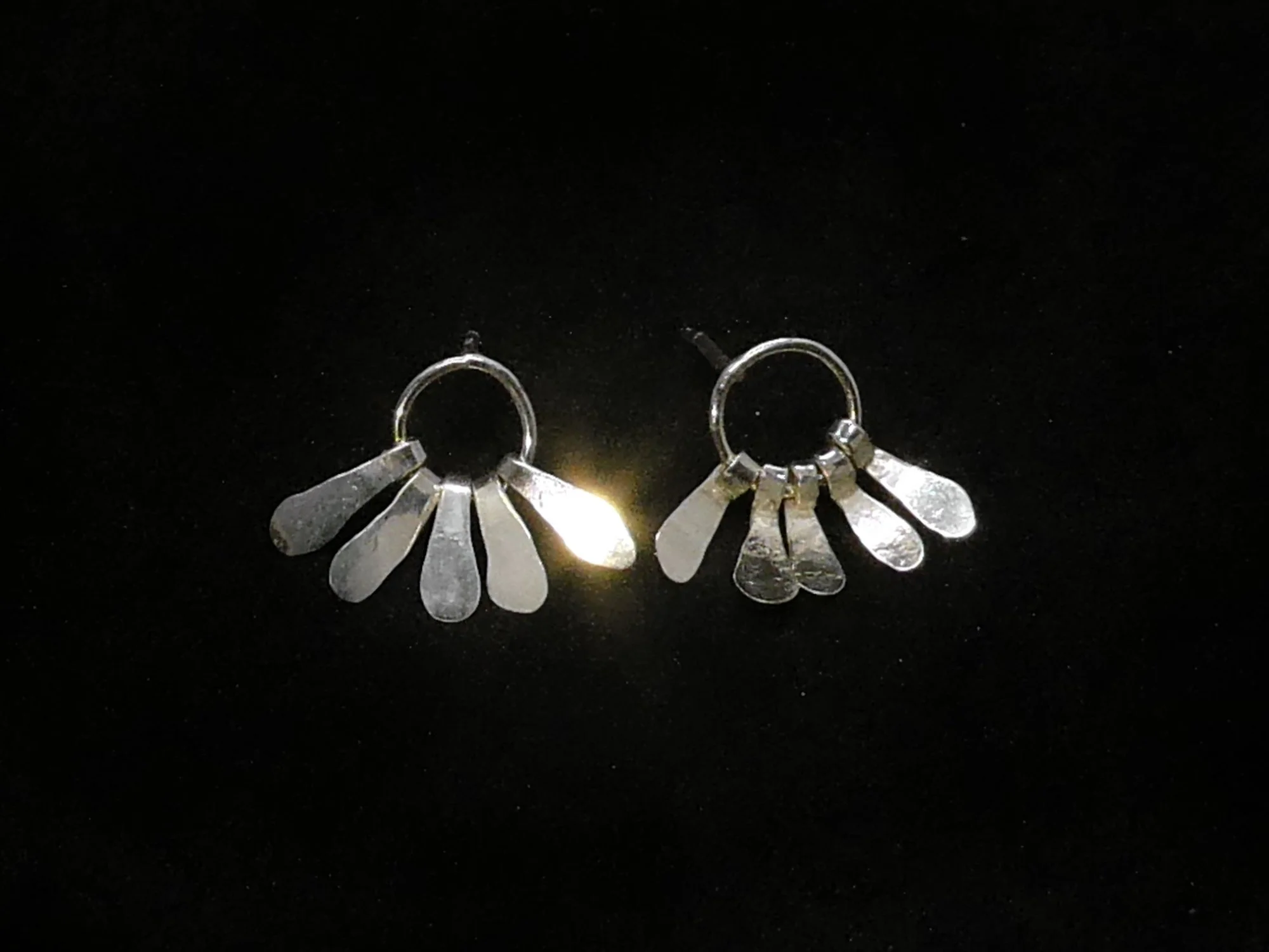 earrings-petals-silver-black.jpg