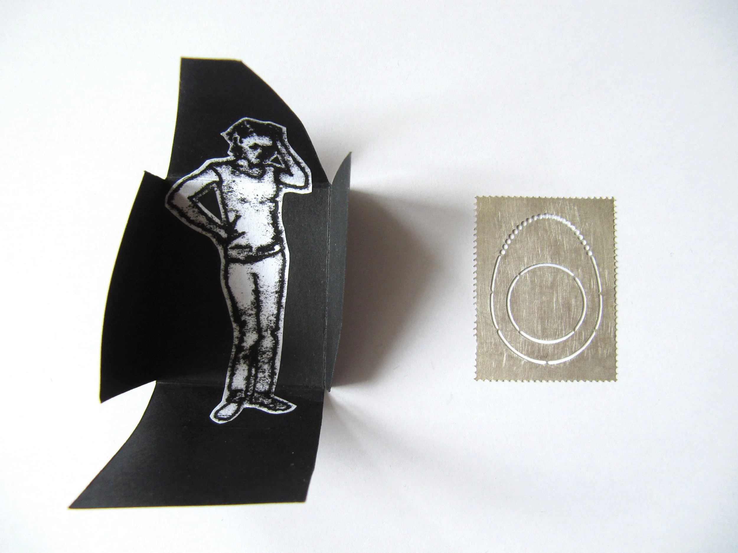 Tear me Apart, silver ring-object