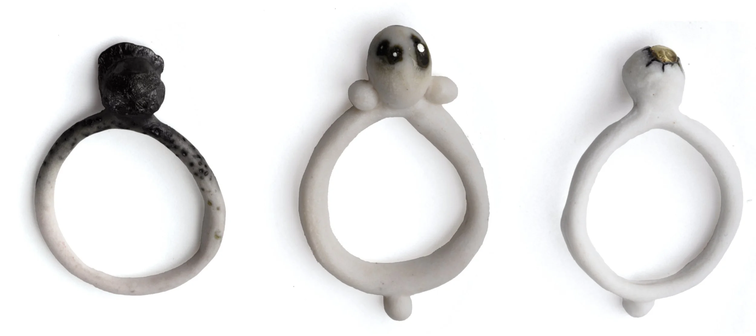 In Vitro: porcelain and metals
