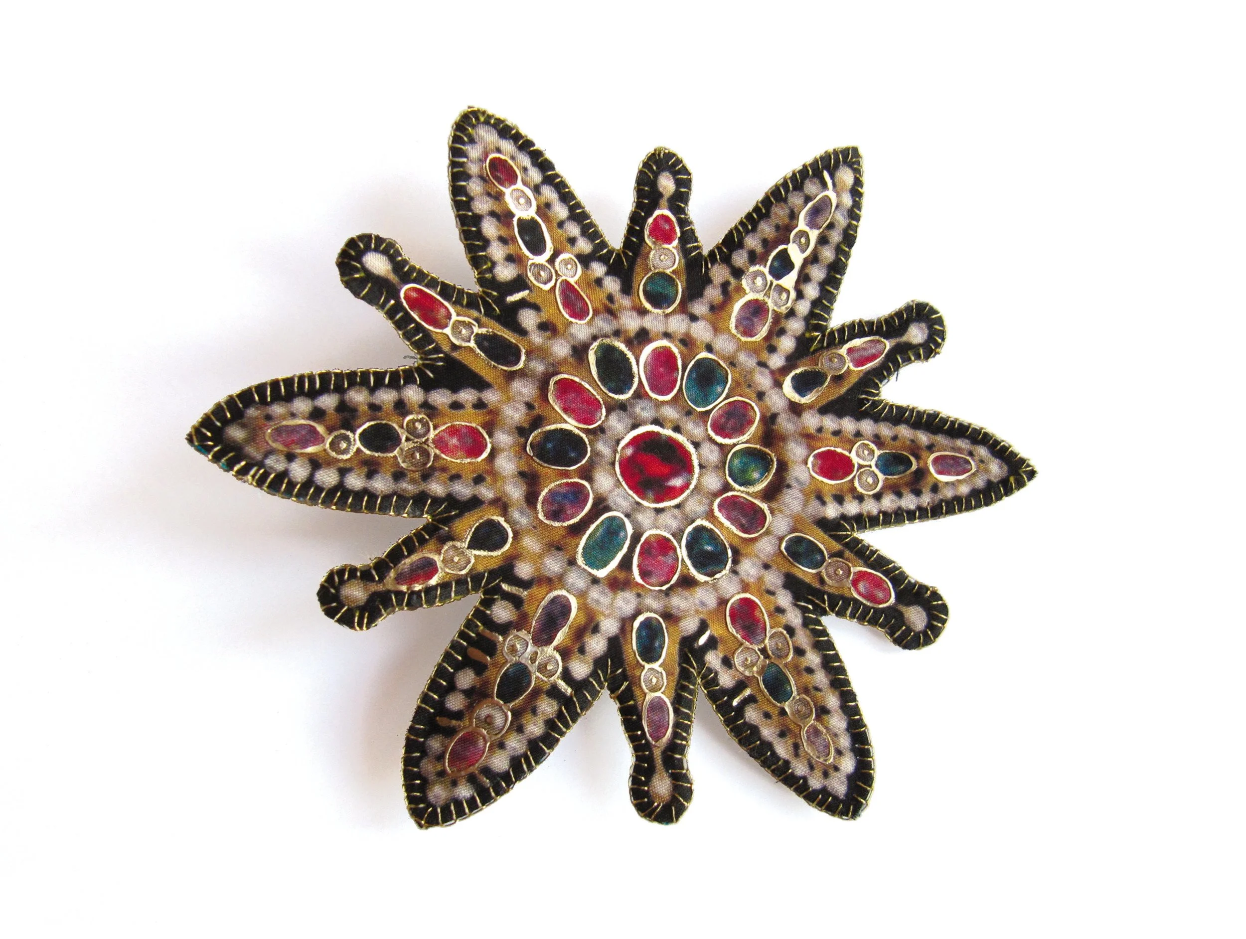 Spilla di Cangrande: printed silk, gold leaf and metal brooch. Created for Enchanted Dialogues: Brooches in Tribute of Verona.