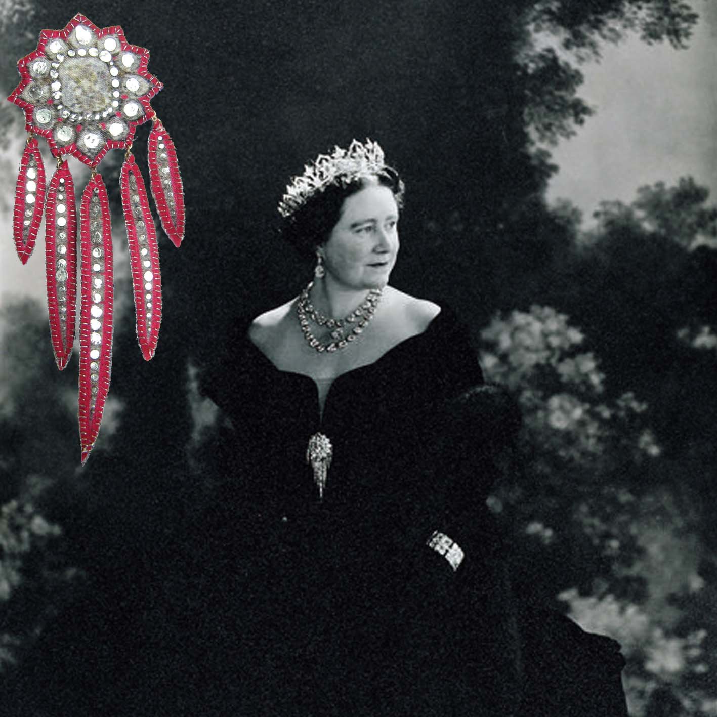 Queen Elizabeth and her diamond brooch. The "Queen Victoria's Diamond Fringe Brooch" was made for Queen Victoria in 1856 by R & S Garrard. The stones had been gifted by Sultan of Turkey, Abdul Mejid I, in May of 1856