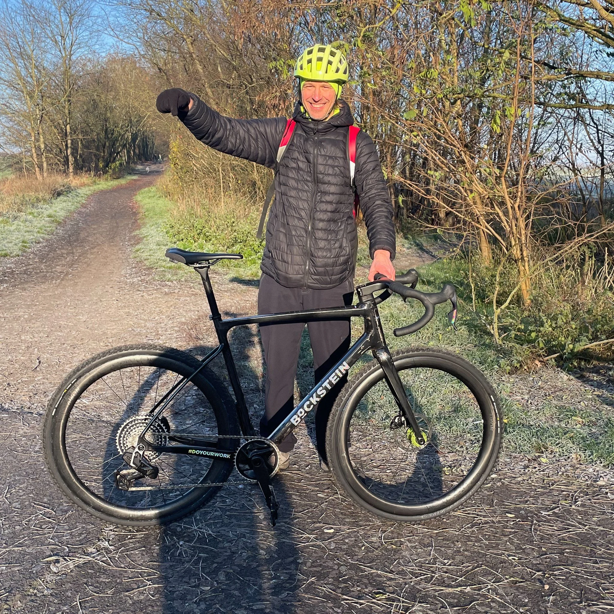 Und wieder ein gl&uuml;cklicher Mauerweg Besitzer. NBD is the always the best day.
#bocksteinbikes #bocksteinwheels #bockstein #ridegravel #mtblove #doyourwork #rideforward #gravelbike #gravelracing #bikepacking #gravel #bikelife #gravelbike #gravelb